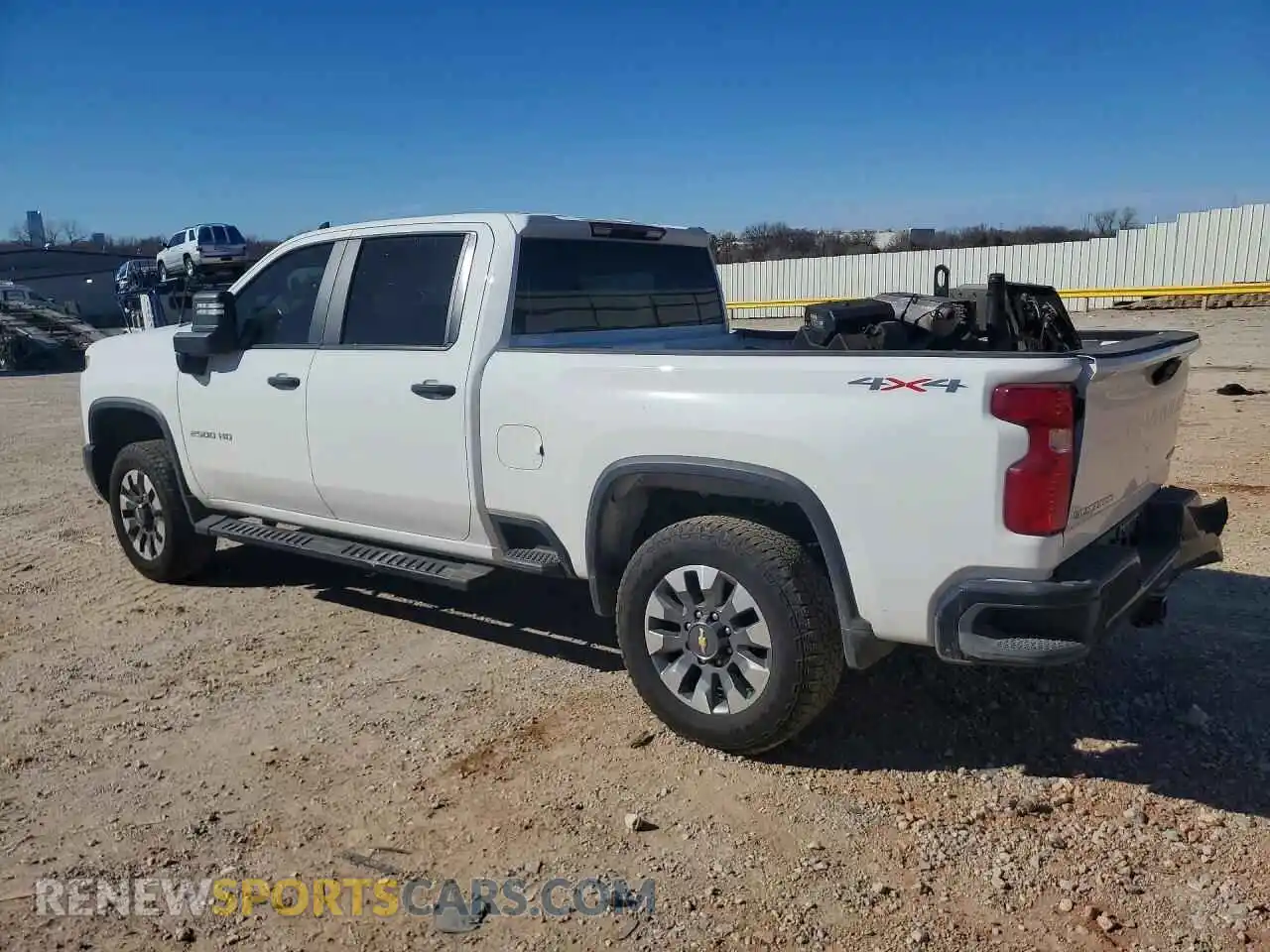 2 Photograph of a damaged car 2GC4KME74S1146594 CHEVROLET SILVERADO 2025
