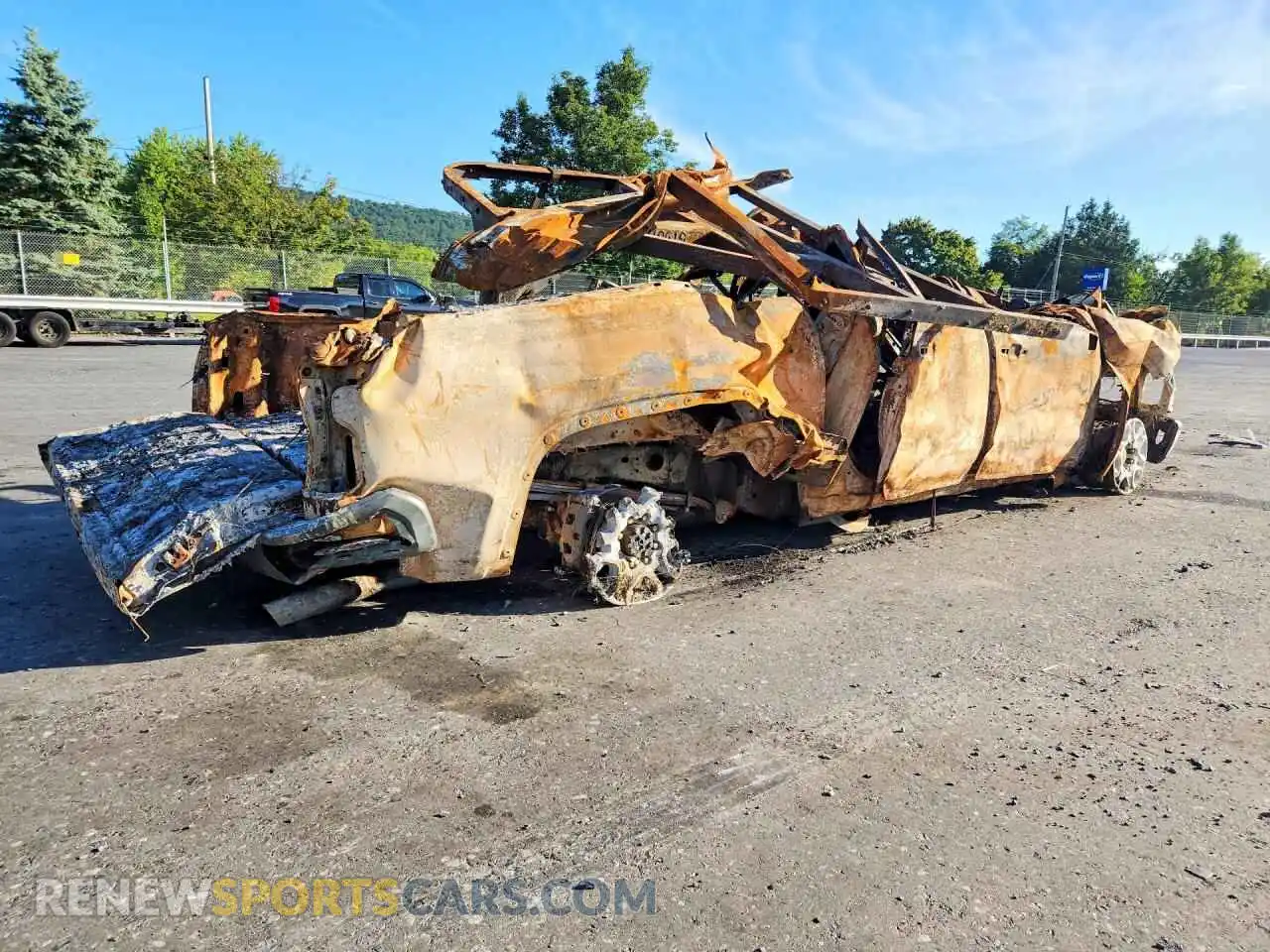 3 Фотография поврежденного автомобиля 2GC4KPE76S1138319 CHEVROLET SILVERADO 2025