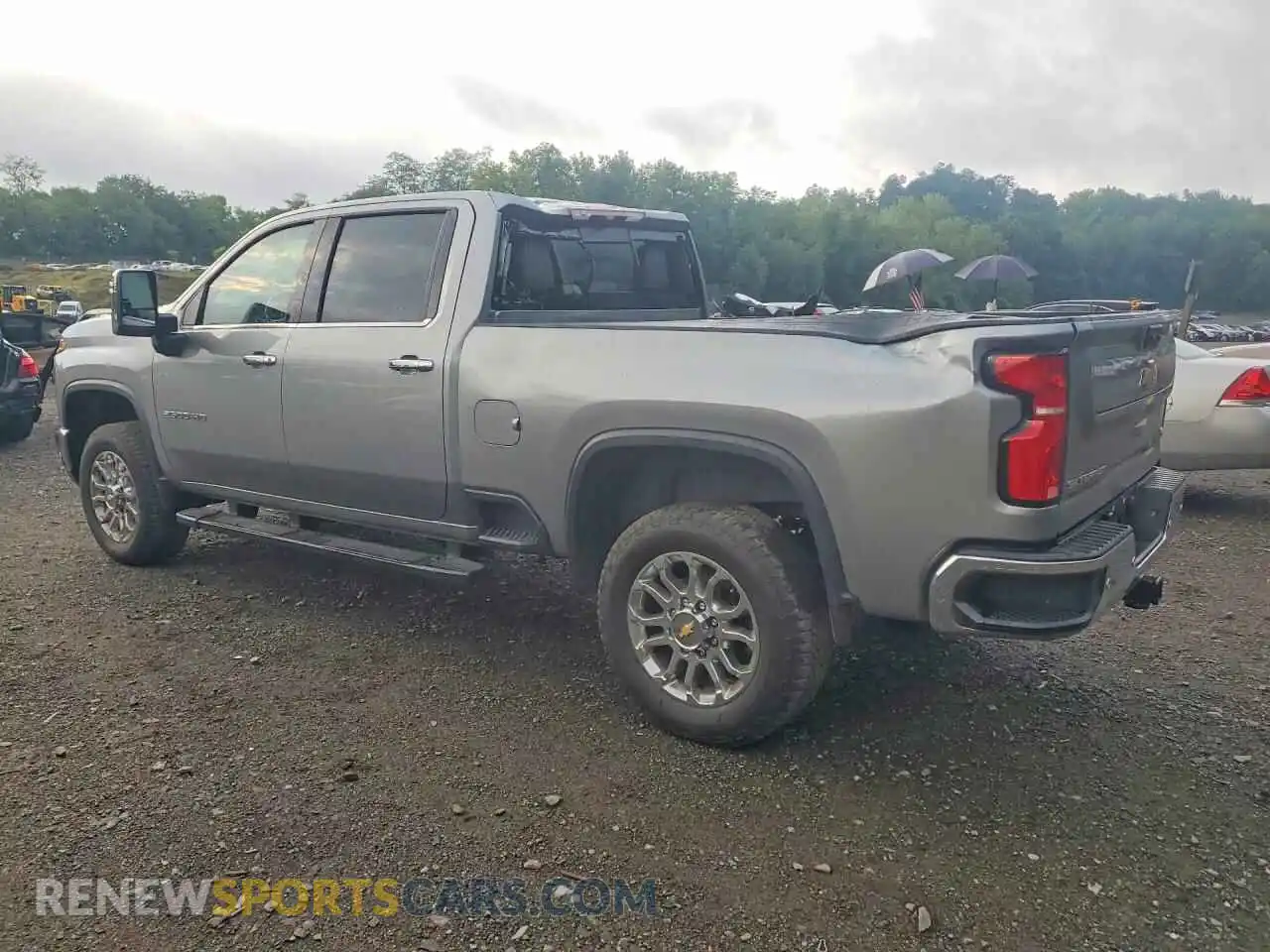 2 Photograph of a damaged car 2GC4KPE7XS1144866 CHEVROLET SILVERADO 2025