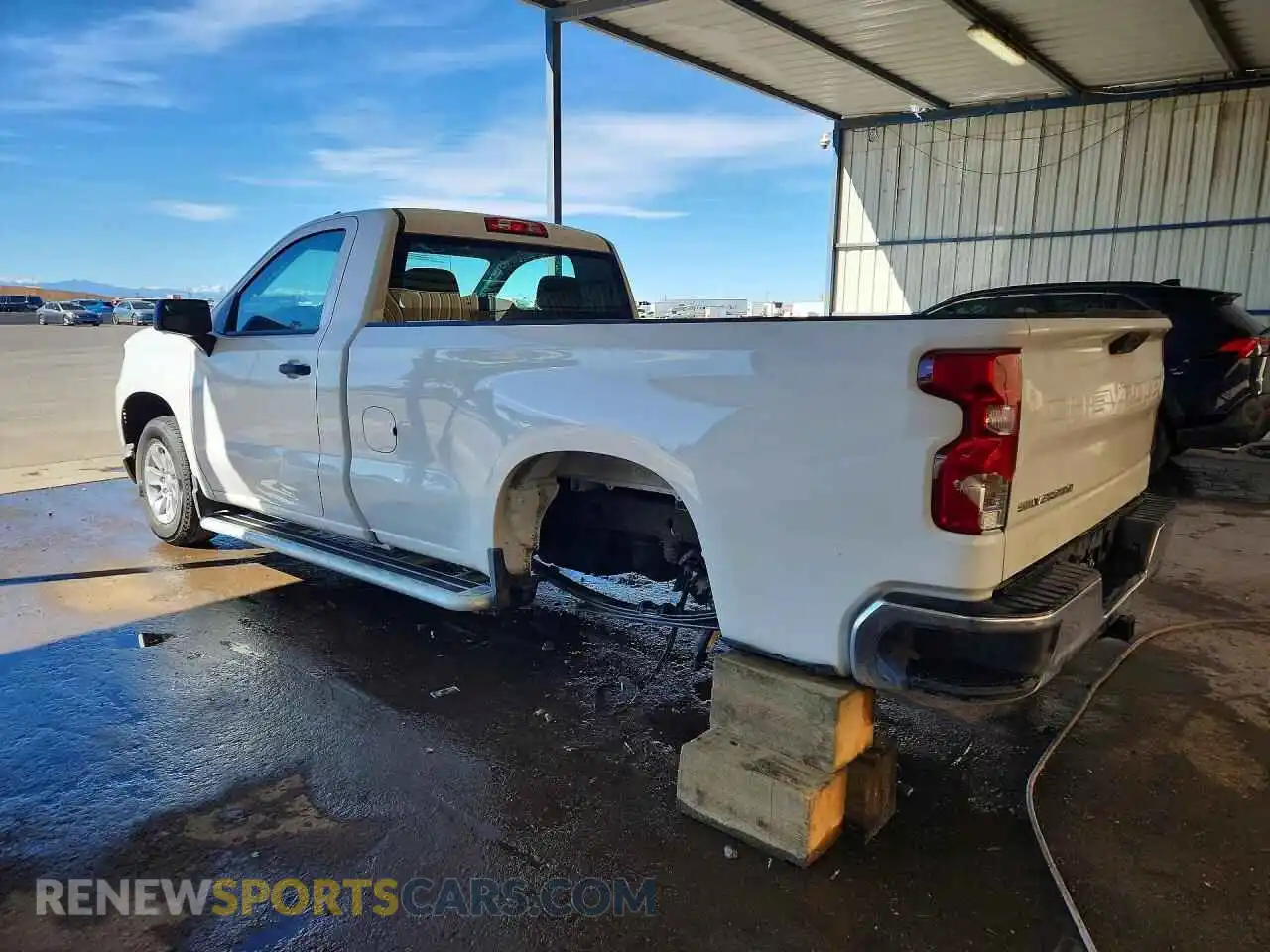 2 Photograph of a damaged car 3GCNAAED8SG327071 CHEVROLET SILVERADO 2025