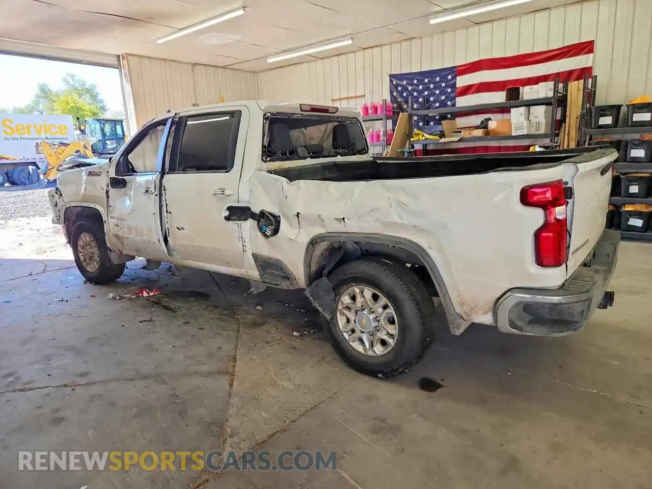 2 Фотография поврежденного автомобиля 1GC1KNEY0TF210450 CHEVROLET SILVERADO 2026