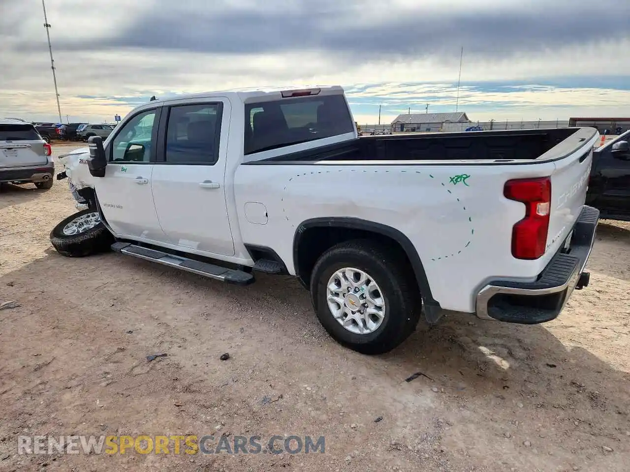 2 fotografías del automóvil dañado 1GC1KNEY2TF344165 CHEVROLET SILVERADO 2026