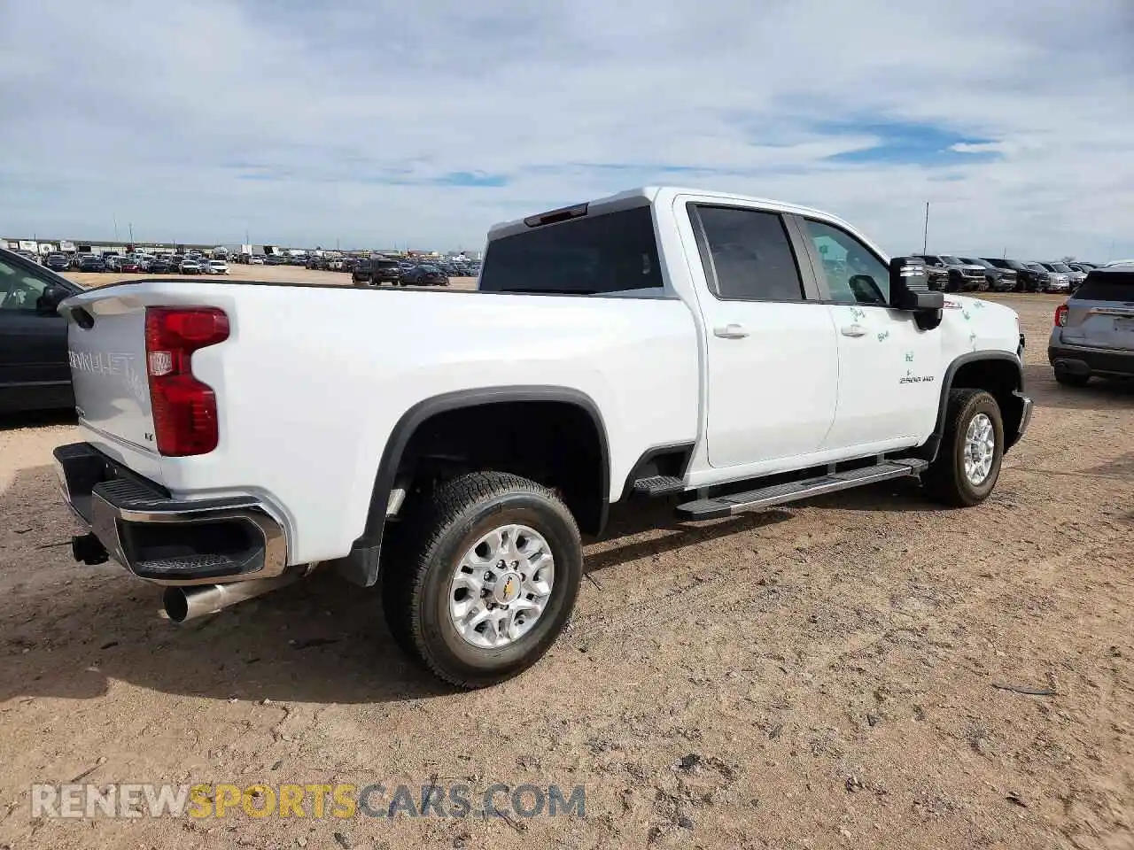 3 fotografías del automóvil dañado 1GC1KNEY2TF344165 CHEVROLET SILVERADO 2026