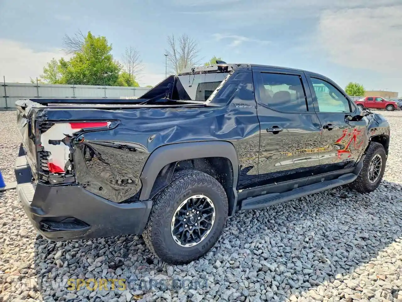 3 Photograph of a damaged car 1GC403ED9TU408413 CHEVROLET SILVERADO 2026