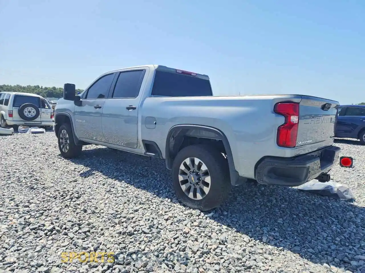 2 Фотография поврежденного автомобиля 1GC4KME78TF155289 CHEVROLET SILVERADO 2026
