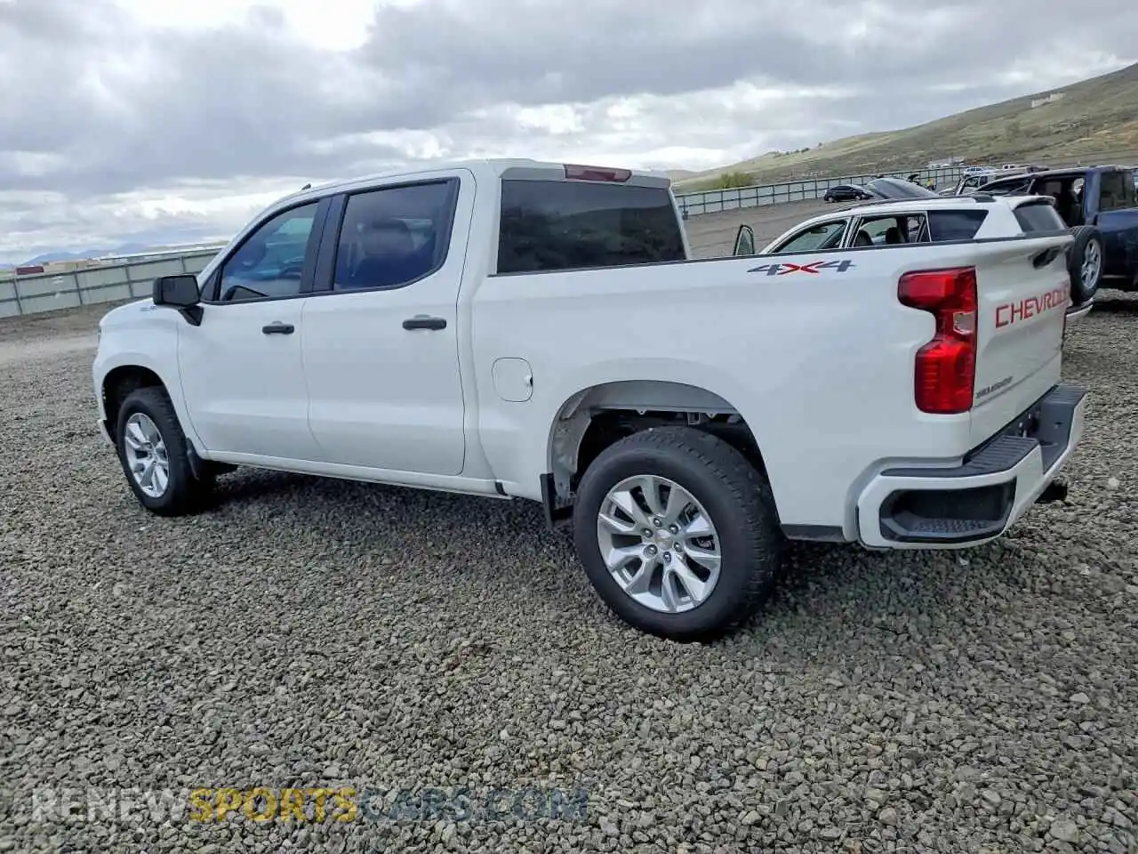 2 Photograph of a damaged car 1GCPKBEKXTZ102887 CHEVROLET SILVERADO 2026