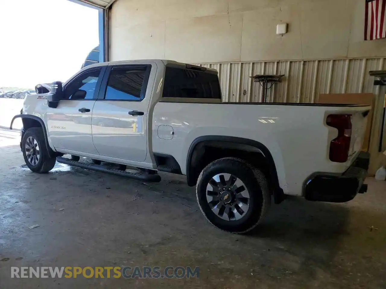 2 Фотография поврежденного автомобиля 2GC4KME77T1152892 CHEVROLET SILVERADO 2026