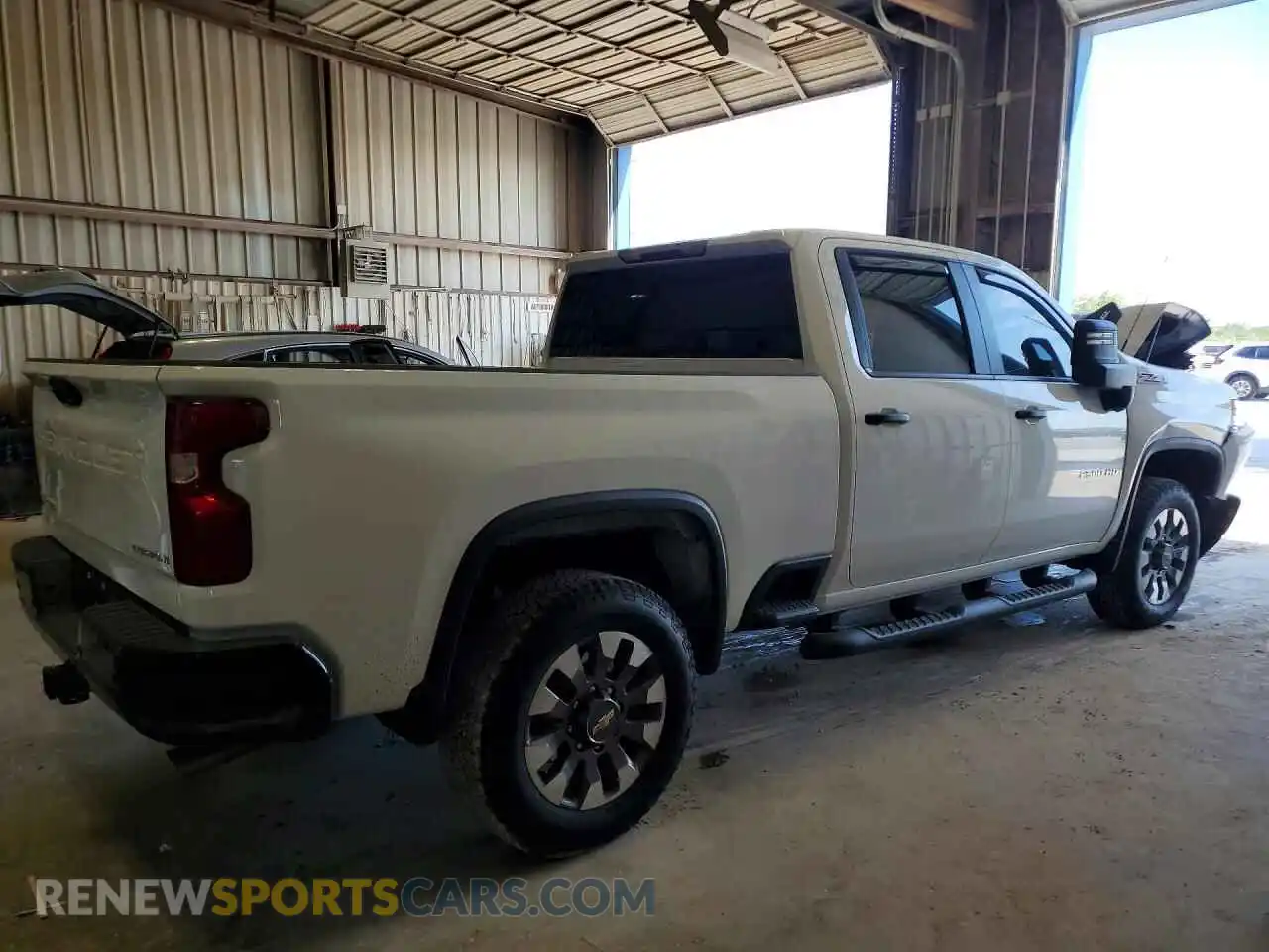 3 Фотография поврежденного автомобиля 2GC4KME77T1152892 CHEVROLET SILVERADO 2026