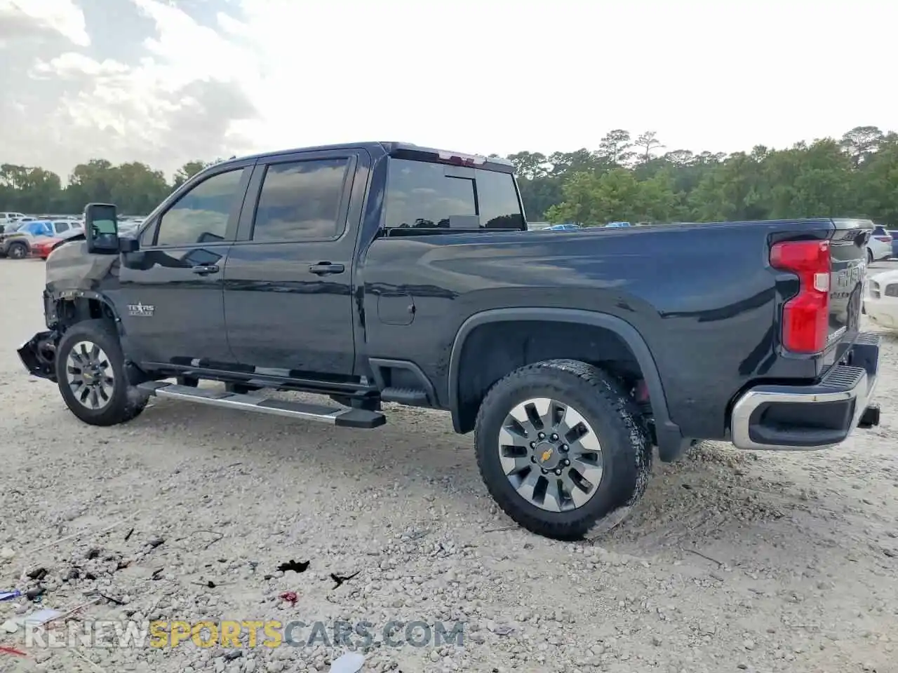 2 Photograph of a damaged car 2GC4KNE72T1125699 CHEVROLET SILVERADO 2026