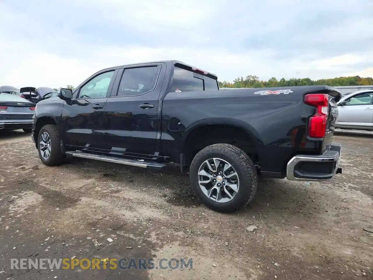 2 Photograph of a damaged car 2GCUKDED2T1104786 CHEVROLET SILVERADO 2026