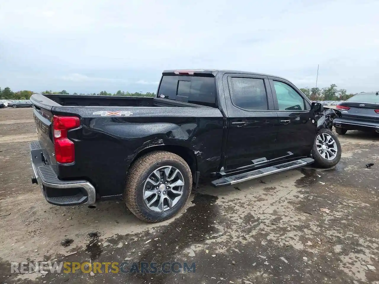 3 Photograph of a damaged car 2GCUKDED2T1104786 CHEVROLET SILVERADO 2026