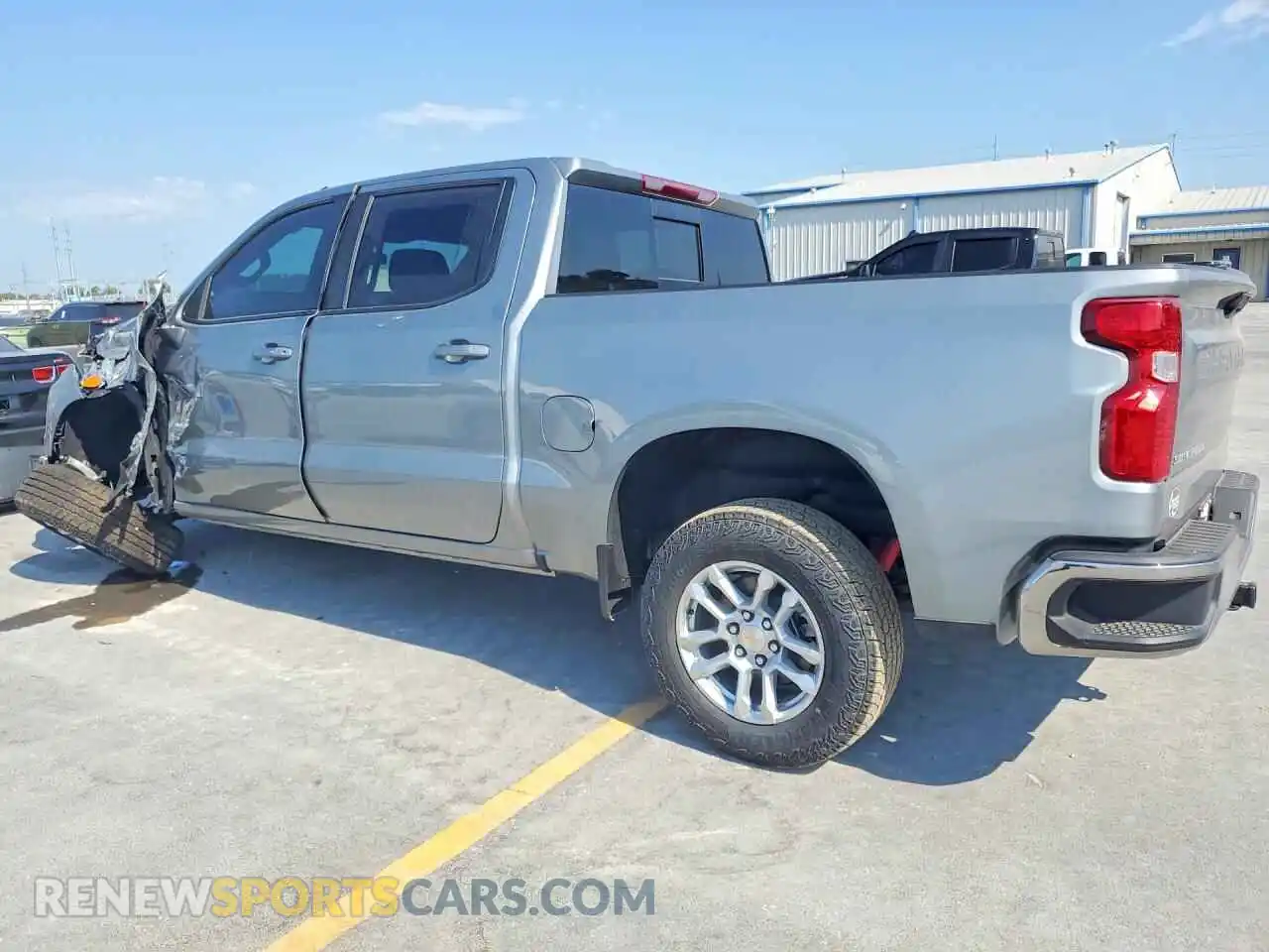 2 fotografías del automóvil dañado 2GCUKDED3T1183286 CHEVROLET SILVERADO 2026