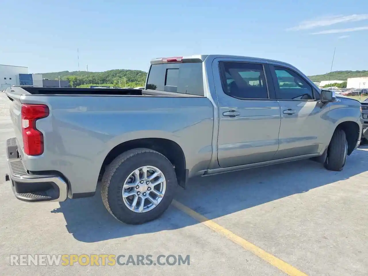 3 fotografías del automóvil dañado 2GCUKDED3T1183286 CHEVROLET SILVERADO 2026