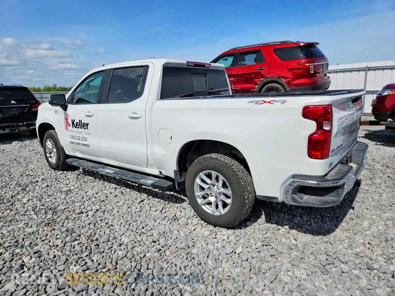 2 fotografías del automóvil dañado 2GCUKDED6T1150234 CHEVROLET SILVERADO 2026