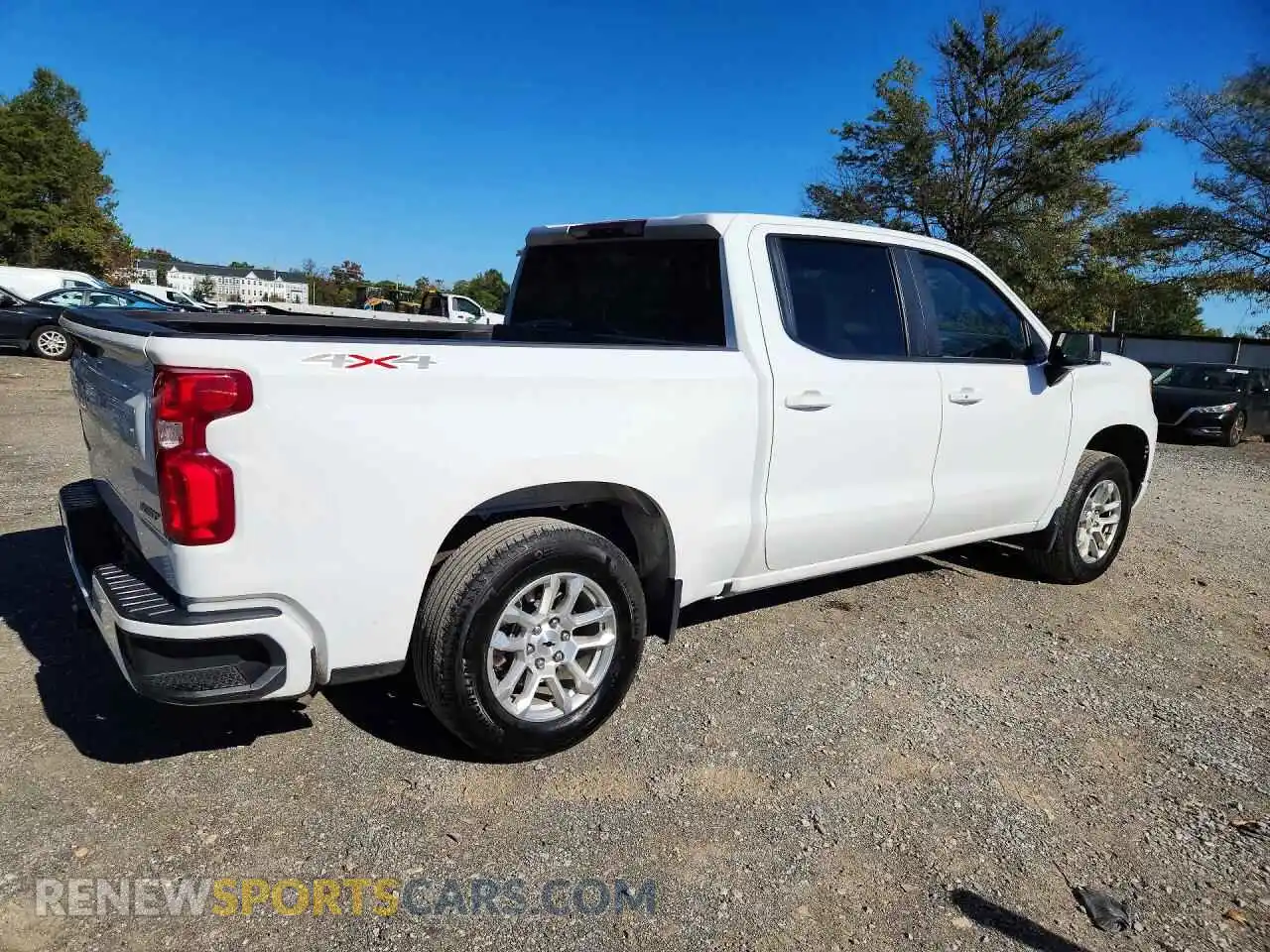 3 Photograph of a damaged car 2GCUKEED2T1166730 CHEVROLET SILVERADO 2026