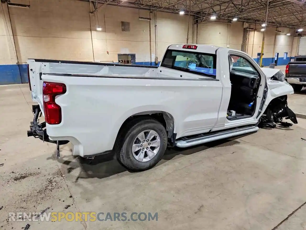 3 fotografías del automóvil dañado 3GCNAAED5TG400303 CHEVROLET SILVERADO 2026