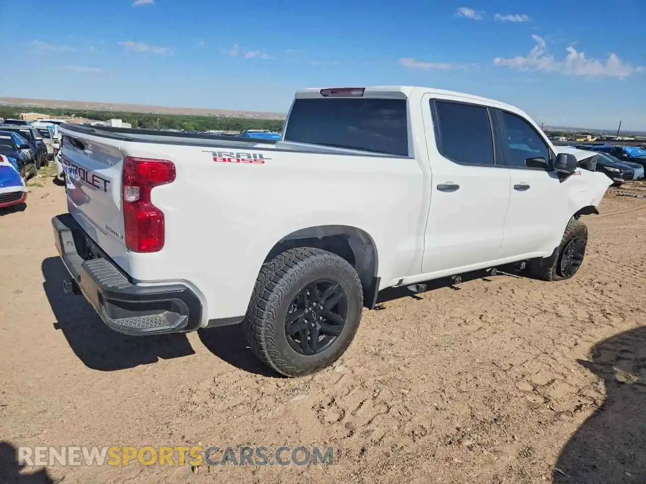 3 Photograph of a damaged car 3GCUKCED3TG235159 CHEVROLET SILVERADO 2026