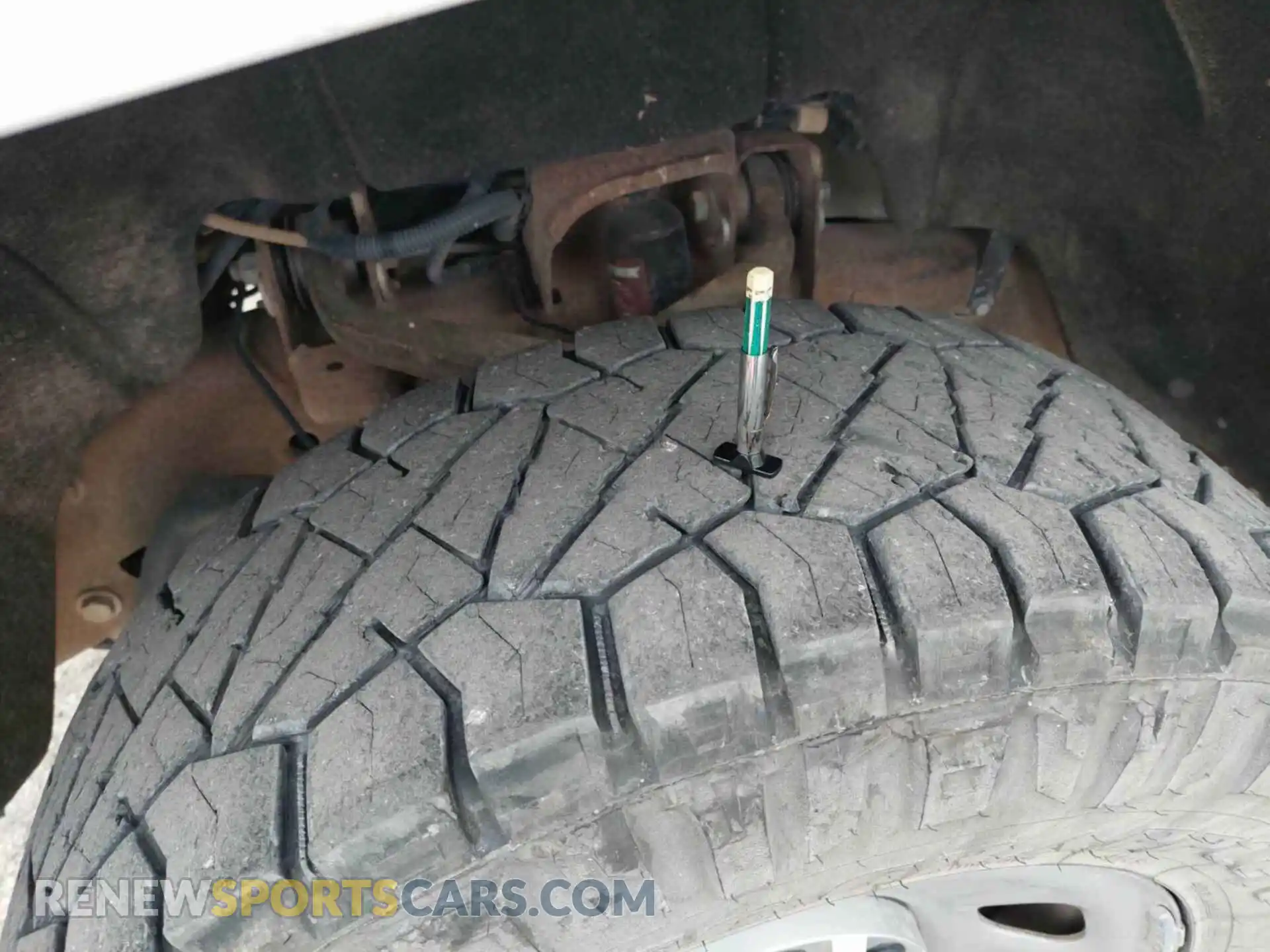 2 Фотография поврежденного автомобиля 2GC2KREG3K1145313 CHEVROLET SILVERADO 2500HD 2019
