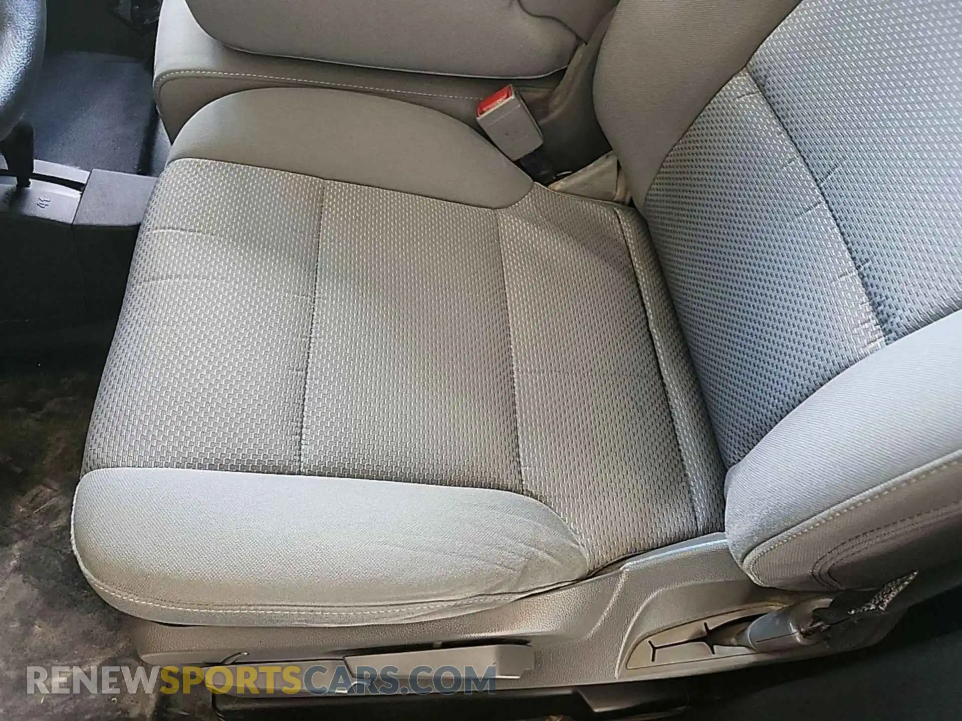 2 fotografías del automóvil dañado 2GC2KREG5K1203874 CHEVROLET SILVERADO 2500HD 2019