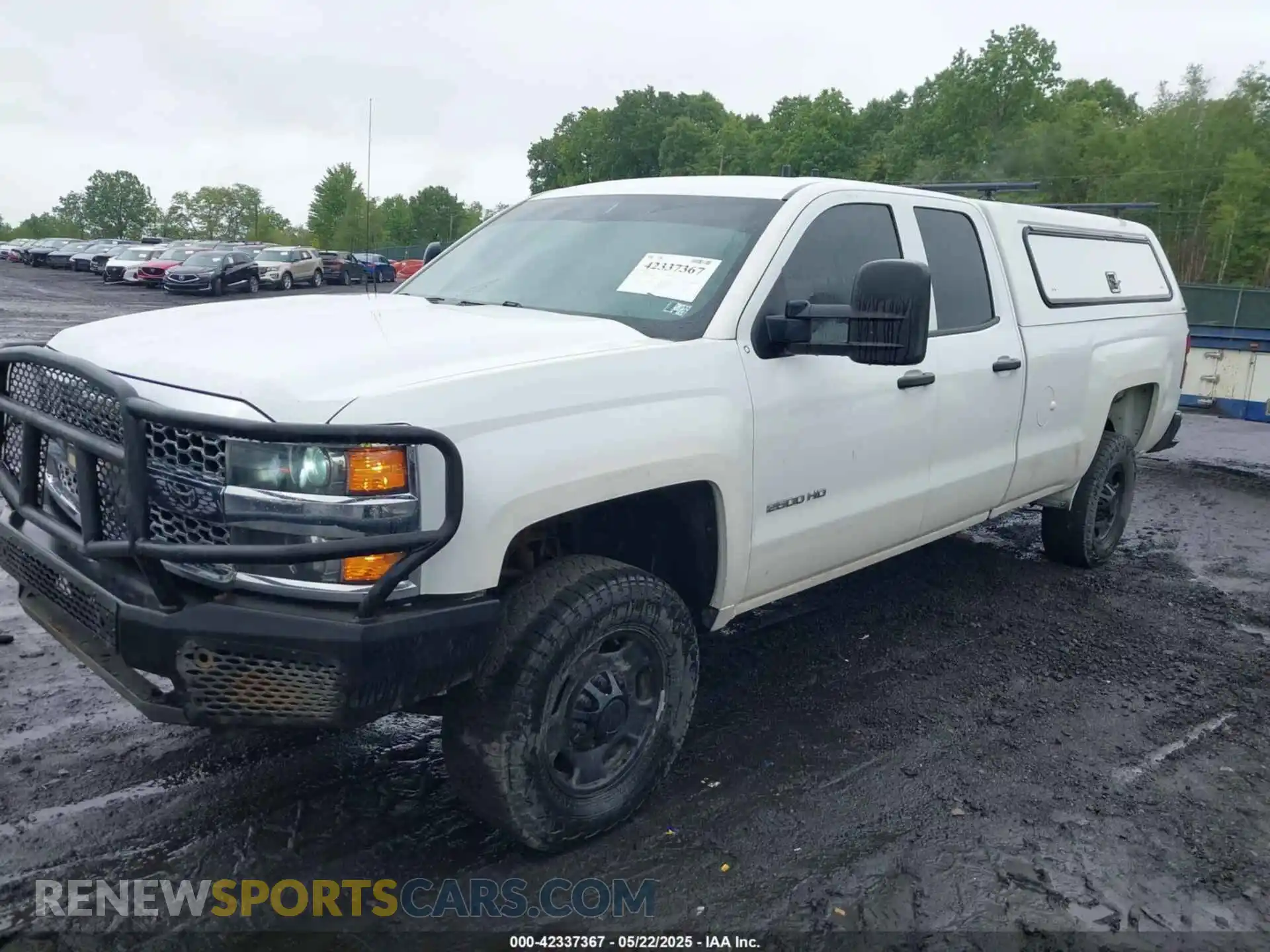 2 Photograph of a damaged car 2GC2KREG8K1223889 CHEVROLET SILVERADO 2500HD 2019