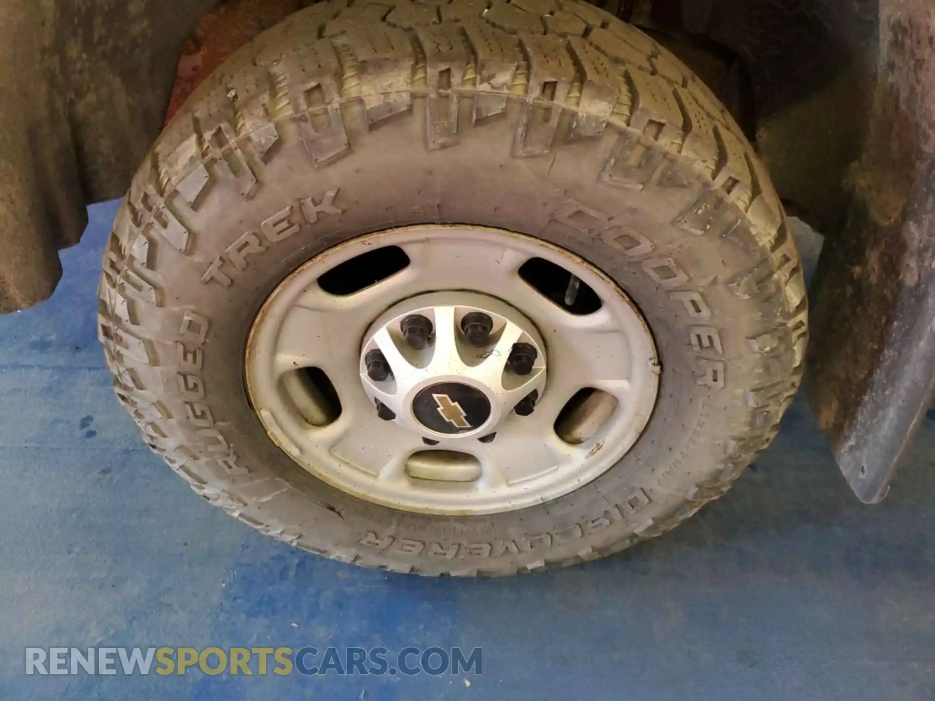 3 Photograph of a damaged car 2GC2KREGXK1156809 CHEVROLET SILVERADO 2500HD 2019