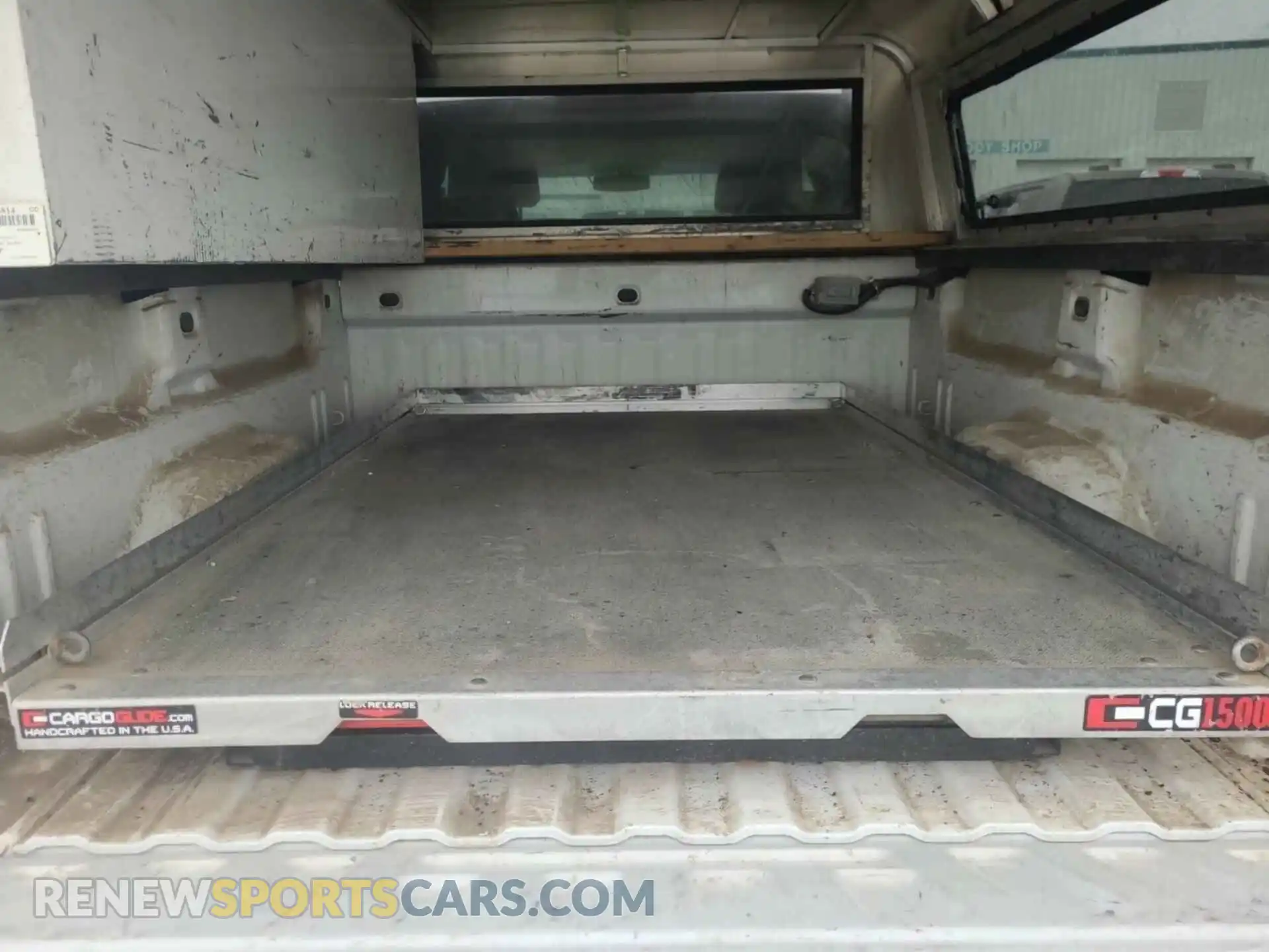 2 Фотография поврежденного автомобиля 2GC2KREGXK1187204 CHEVROLET SILVERADO 2500HD 2019
