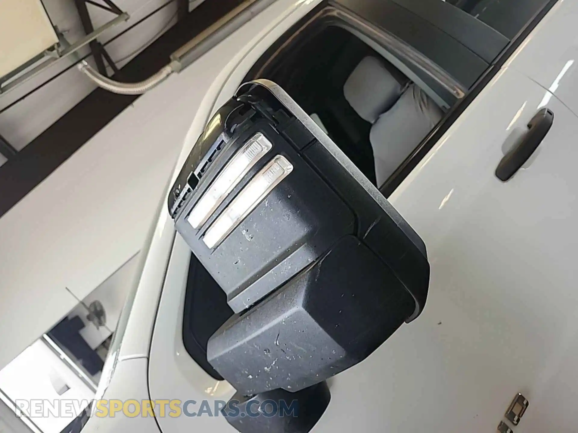 1 Photograph of a damaged car 1GC2YLE7XLF250856 CHEVROLET SILVERADO 2500HD 2020