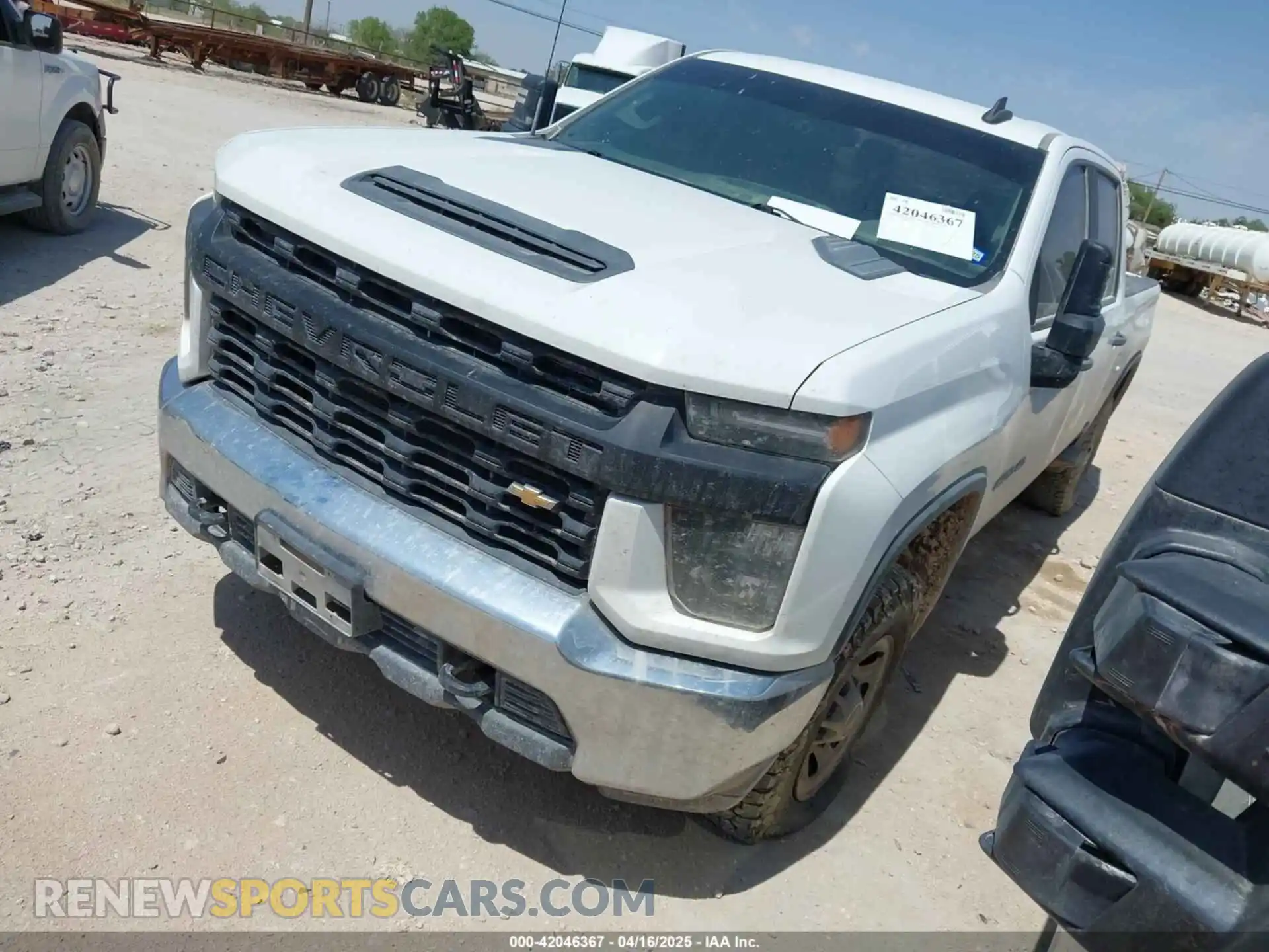 2 Photograph of a damaged car 1GC1YLE7XMF212931 CHEVROLET SILVERADO 2500HD 2021