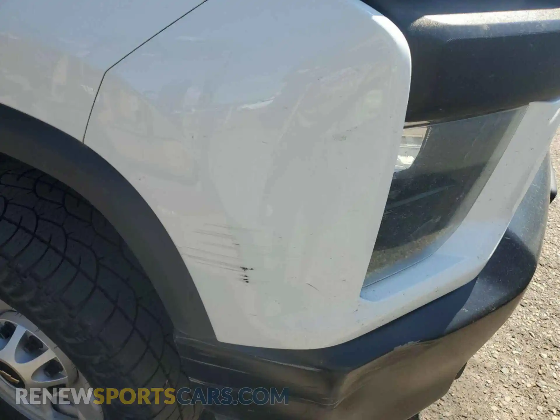 2 Photograph of a damaged car 1GC4YLE73NF278994 CHEVROLET SILVERADO 2500HD 2022