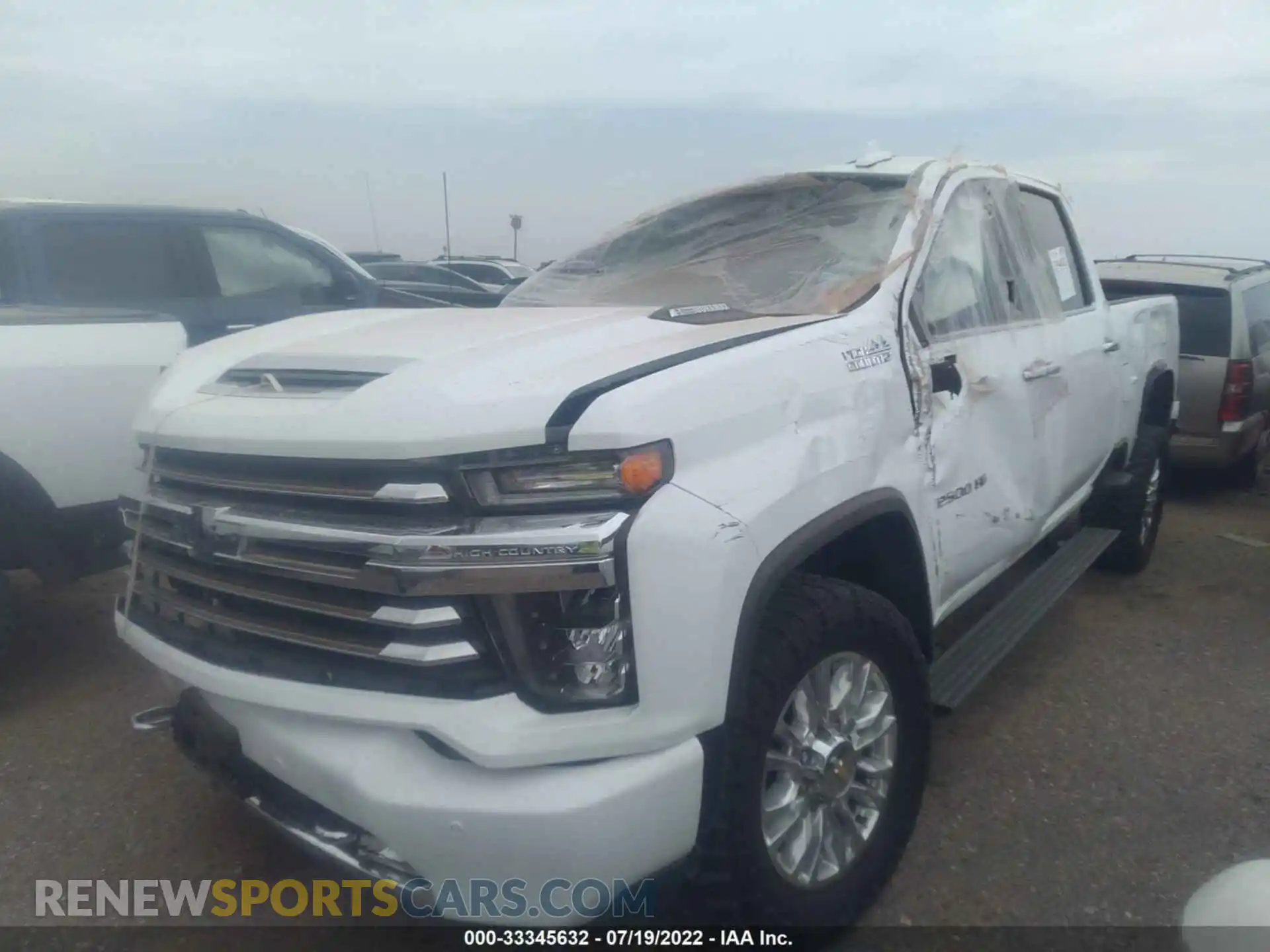 2 Photograph of a damaged car 2GC4YREY1N1212088 CHEVROLET SILVERADO 2500HD 2022