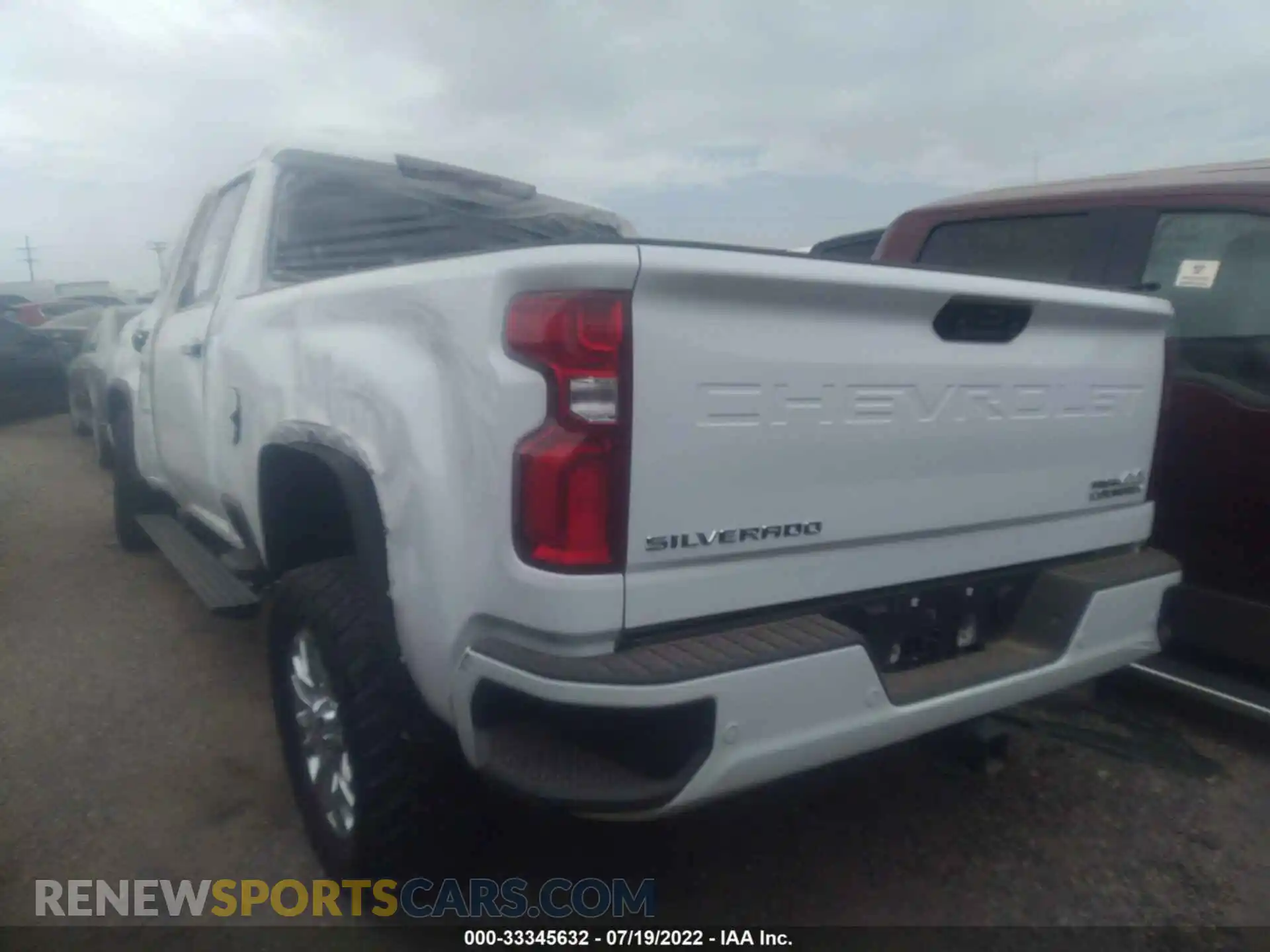 3 Photograph of a damaged car 2GC4YREY1N1212088 CHEVROLET SILVERADO 2500HD 2022