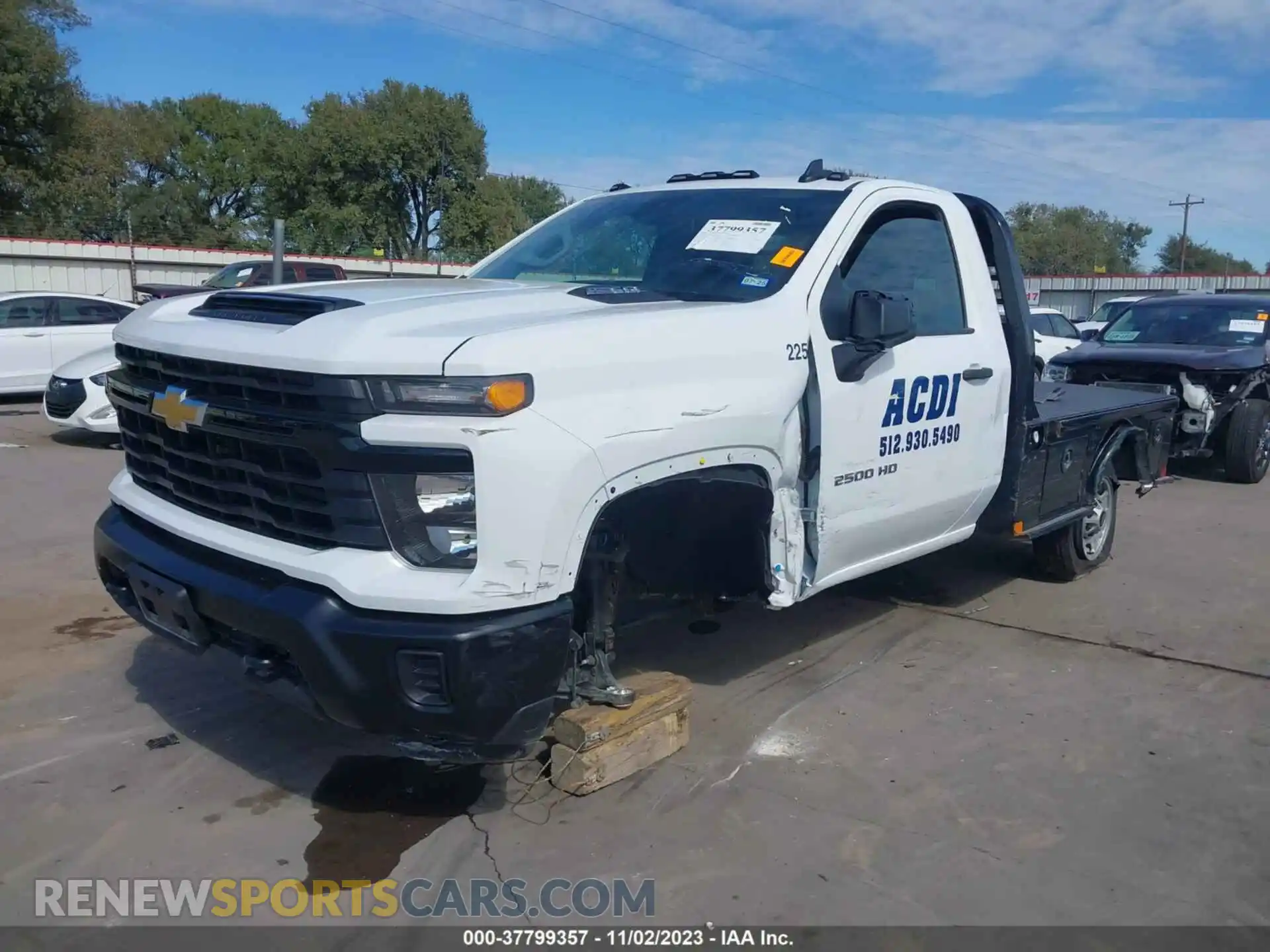 2 Photograph of a damaged car 1GC0WLE75RF161959 CHEVROLET SILVERADO 2500HD 2024