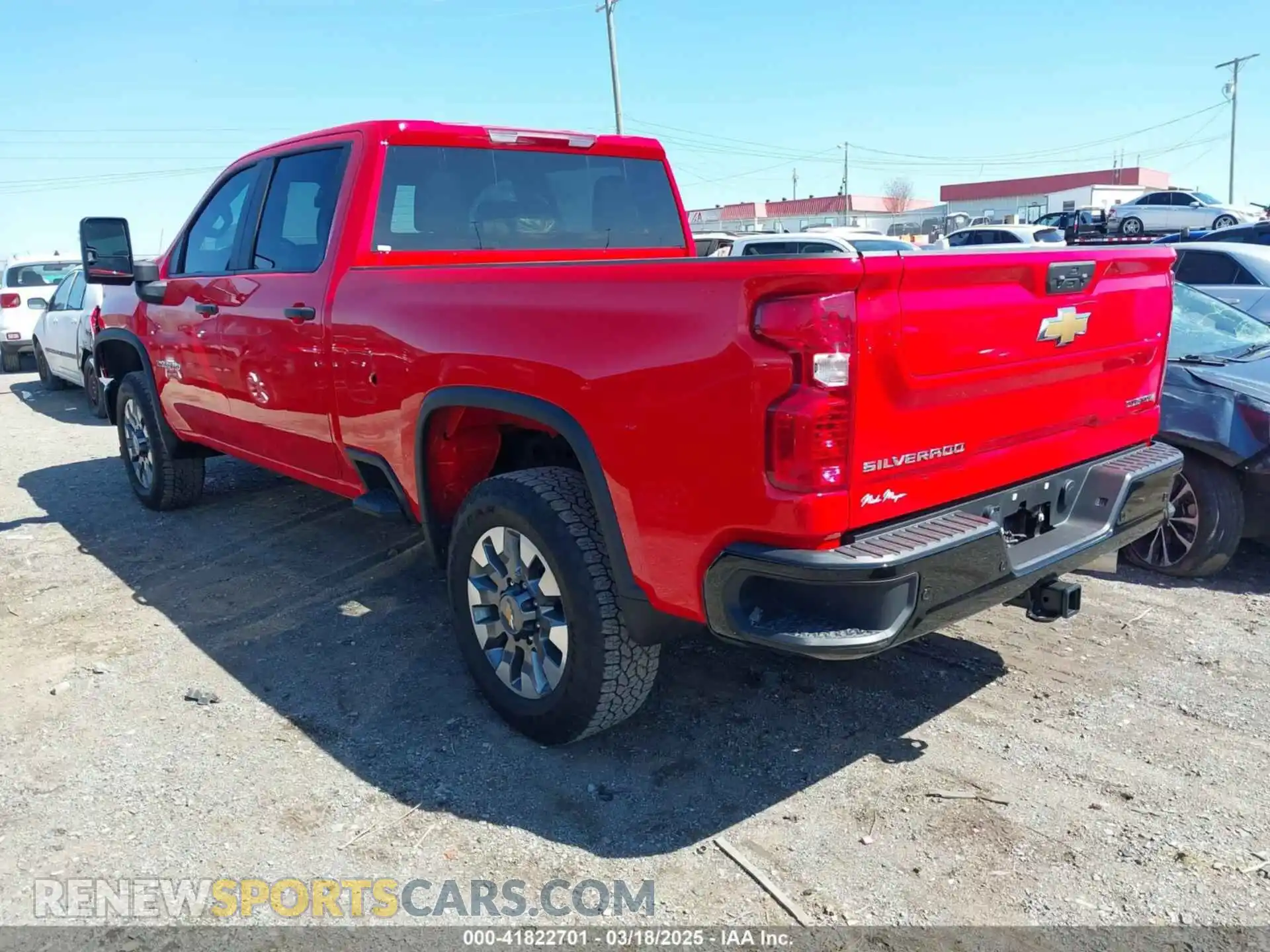 3 Фотография поврежденного автомобиля 2GC4KMEY3S1124479 CHEVROLET SILVERADO 2500HD 2025