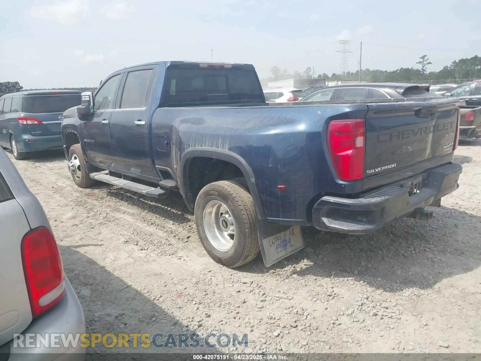 3 Фотография поврежденного автомобиля 1GC4YVEYXMF111454 CHEVROLET SILVERADO 3500HD 2021