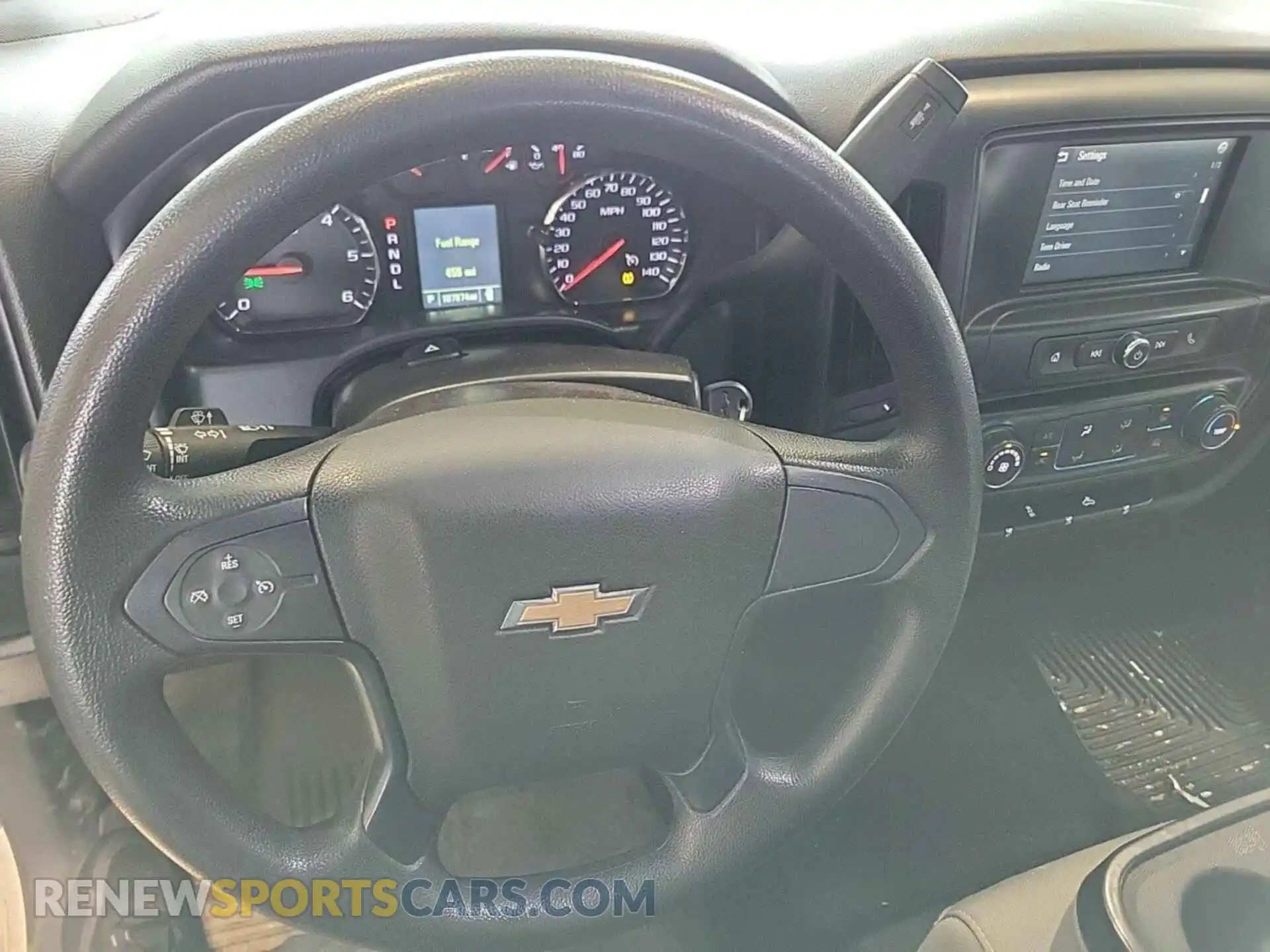 3 fotografías del automóvil dañado 2GCVKNEC3K1201897 CHEVROLET SILVERADO LD 2019