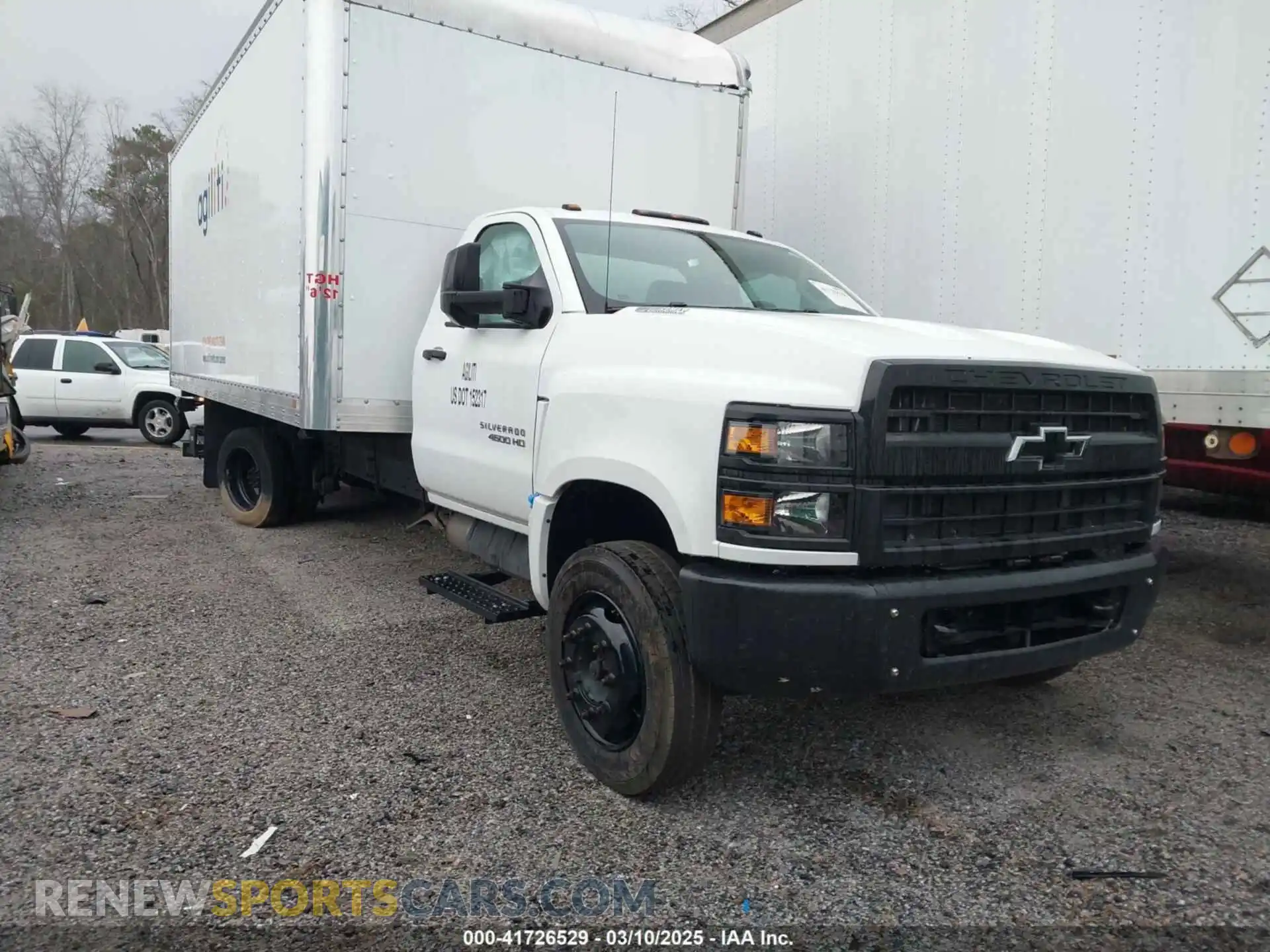 1 Photograph of a damaged car 1HTKHPVK2PH282399 CHEVROLET SILVERADO MD 2023