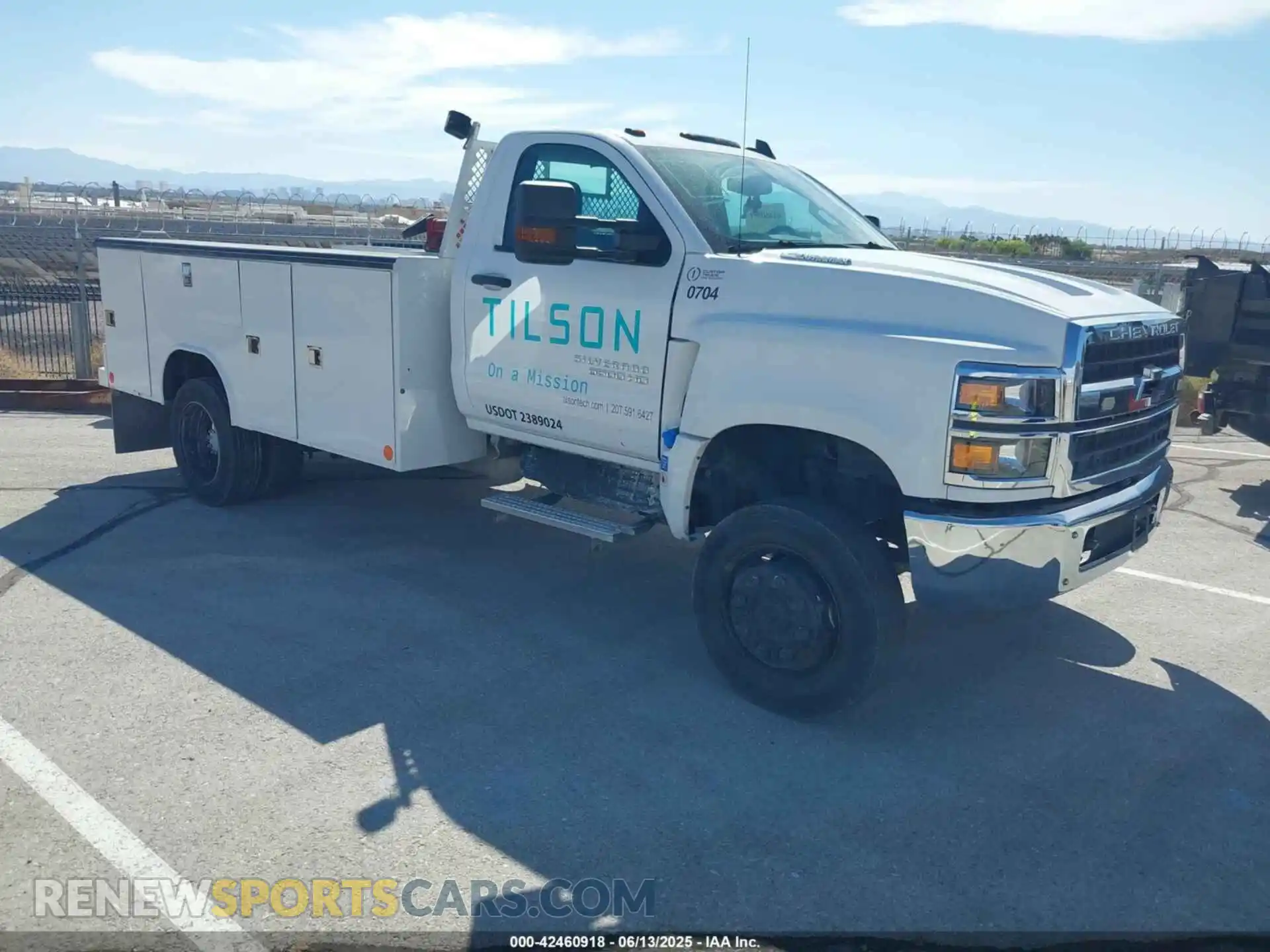 1 Photograph of a damaged car 1HTKJPVM1PH130944 CHEVROLET SILVERADO MD 2023