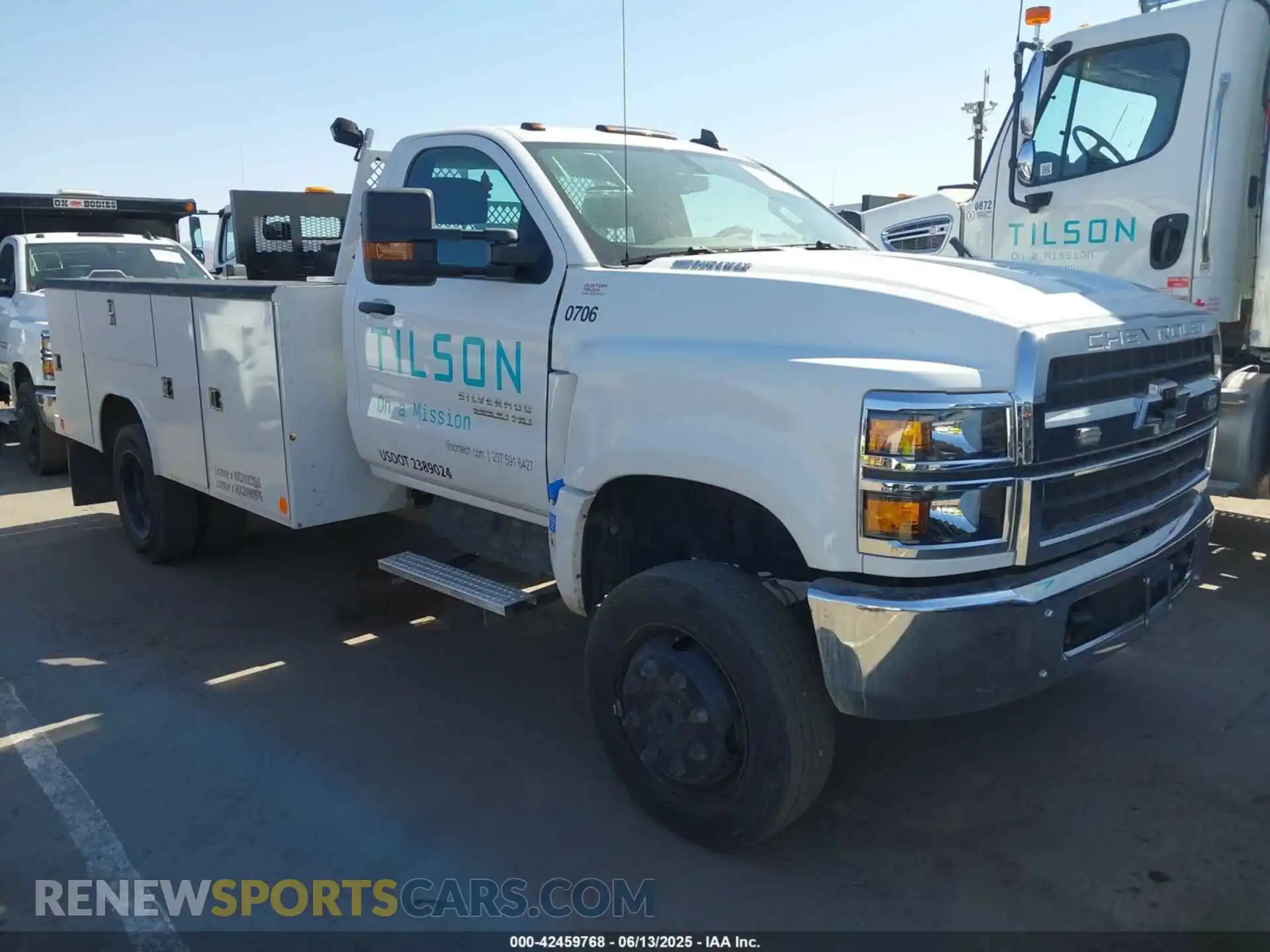 1 Photograph of a damaged car 1HTKJPVM4PH130937 CHEVROLET SILVERADO MD 2023