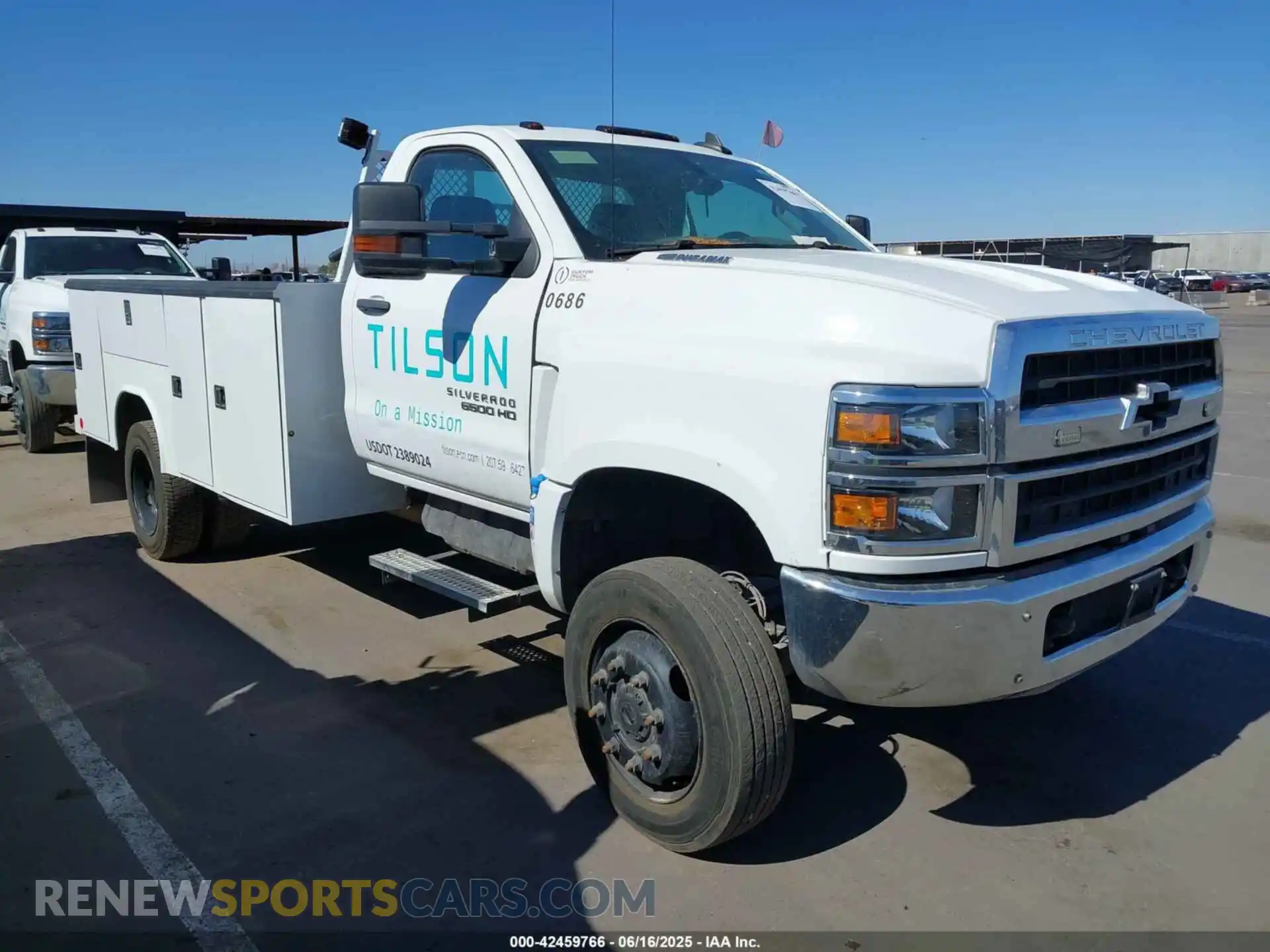 1 Фотография поврежденного автомобиля 1HTKJPVM5PH125634 CHEVROLET SILVERADO MD 2023