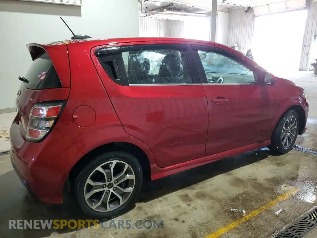 3 Фотография поврежденного автомобиля 1G1JD6SB8K4106291 CHEVROLET SONIC 2019