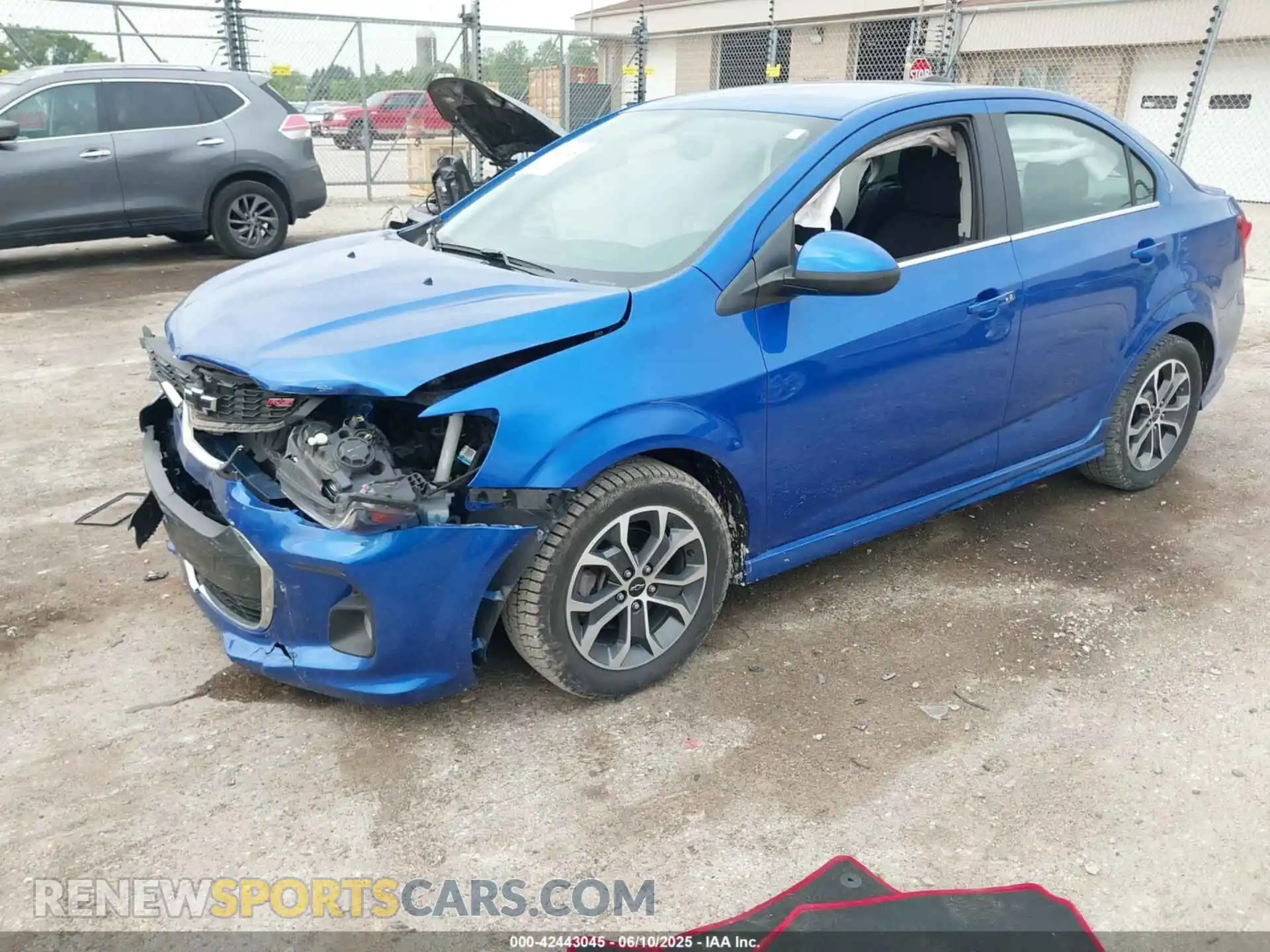 2 Фотография поврежденного автомобиля 1G1JD5SB1L4103521 CHEVROLET SONIC 2020