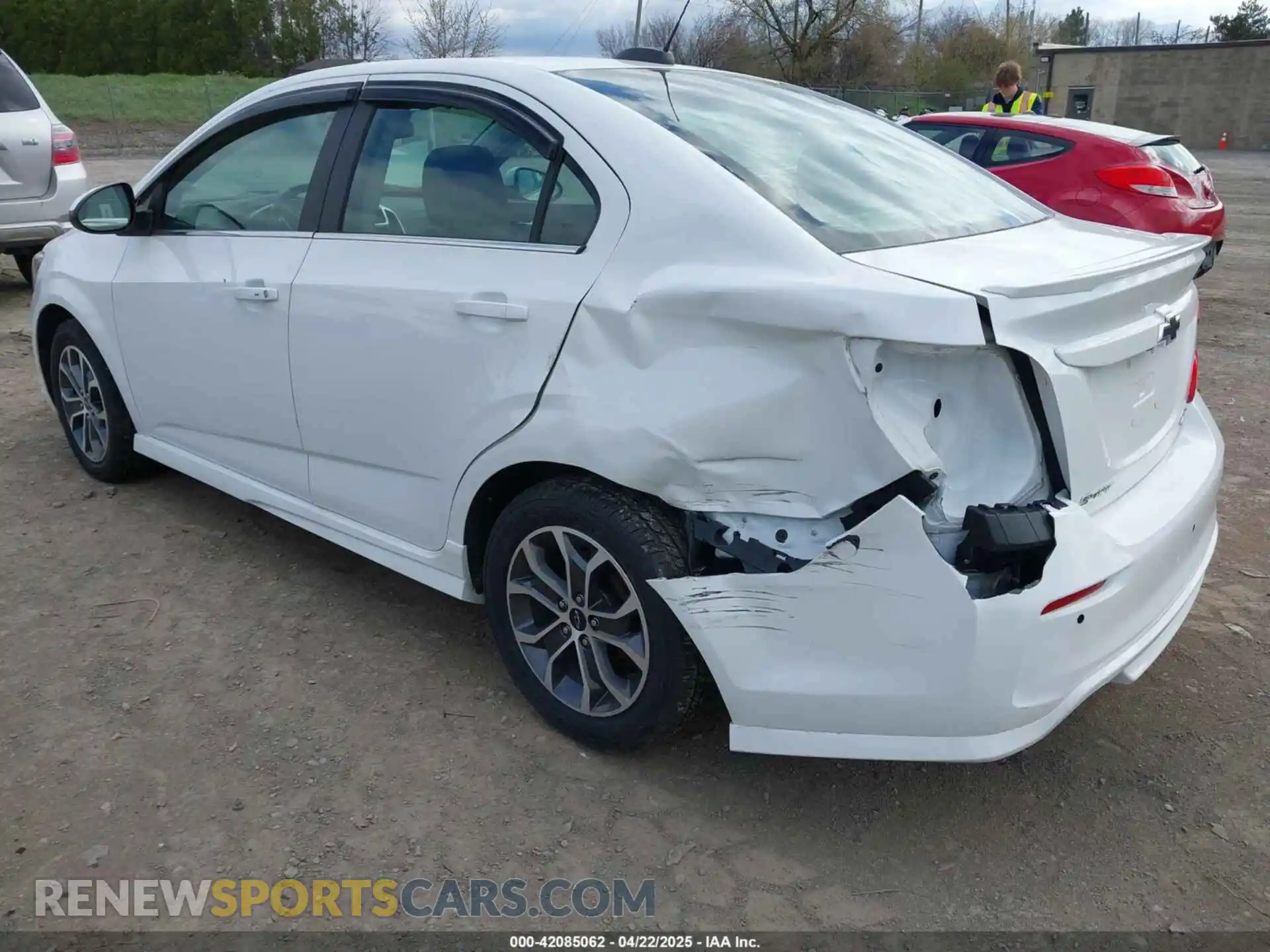 3 Photograph of a damaged car 1G1JD5SB6L4100503 CHEVROLET SONIC 2020
