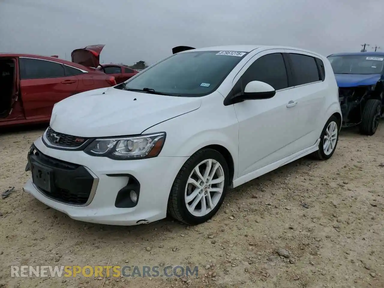 1 Photograph of a damaged car 1G1JD6SB2L4139529 CHEVROLET SONIC 2020