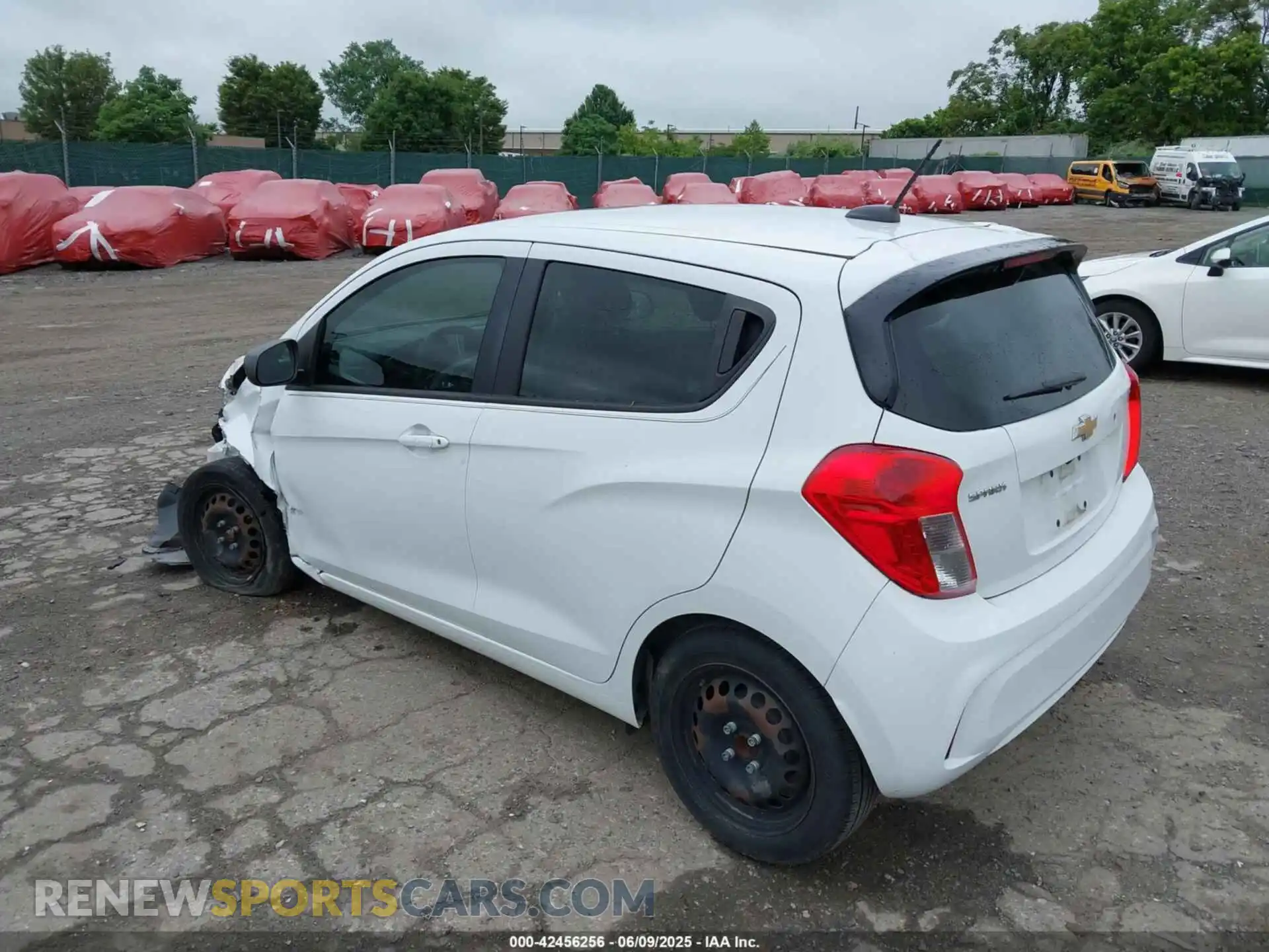 3 Фотография поврежденного автомобиля KL8CB6SA3KC735159 CHEVROLET SPARK 2019