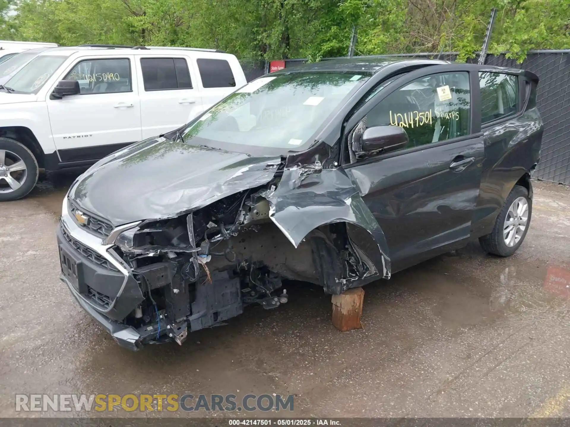 2 Photograph of a damaged car KL8CD6SA6KC747641 CHEVROLET SPARK 2019