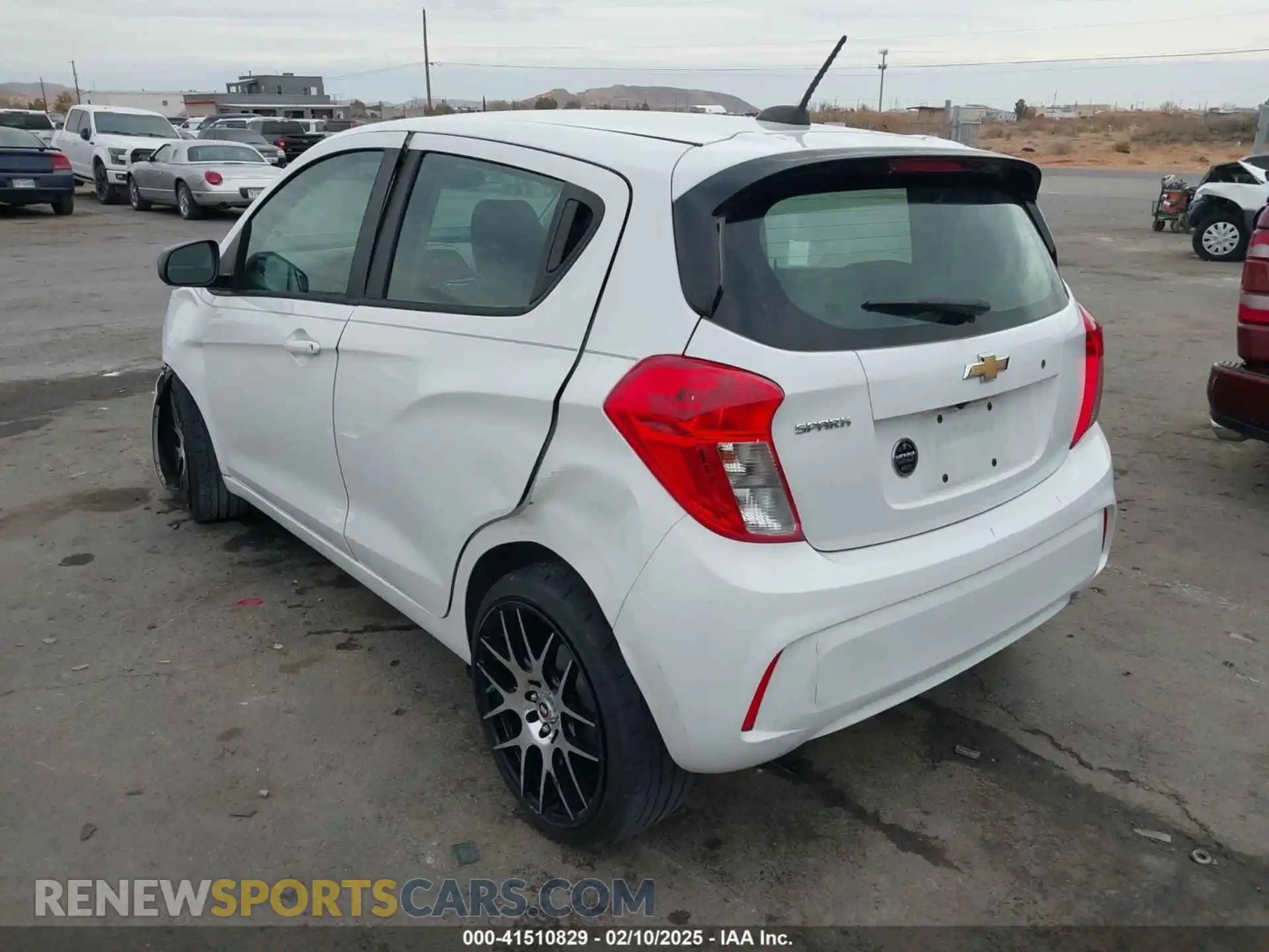3 Photograph of a damaged car KL8CB6SA1LC410138 CHEVROLET SPARK 2020
