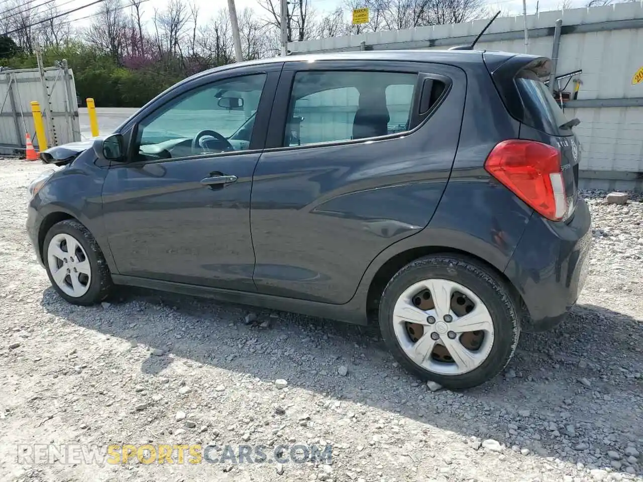 2 Photograph of a damaged car KL8CB6SA1LC423844 CHEVROLET SPARK 2020