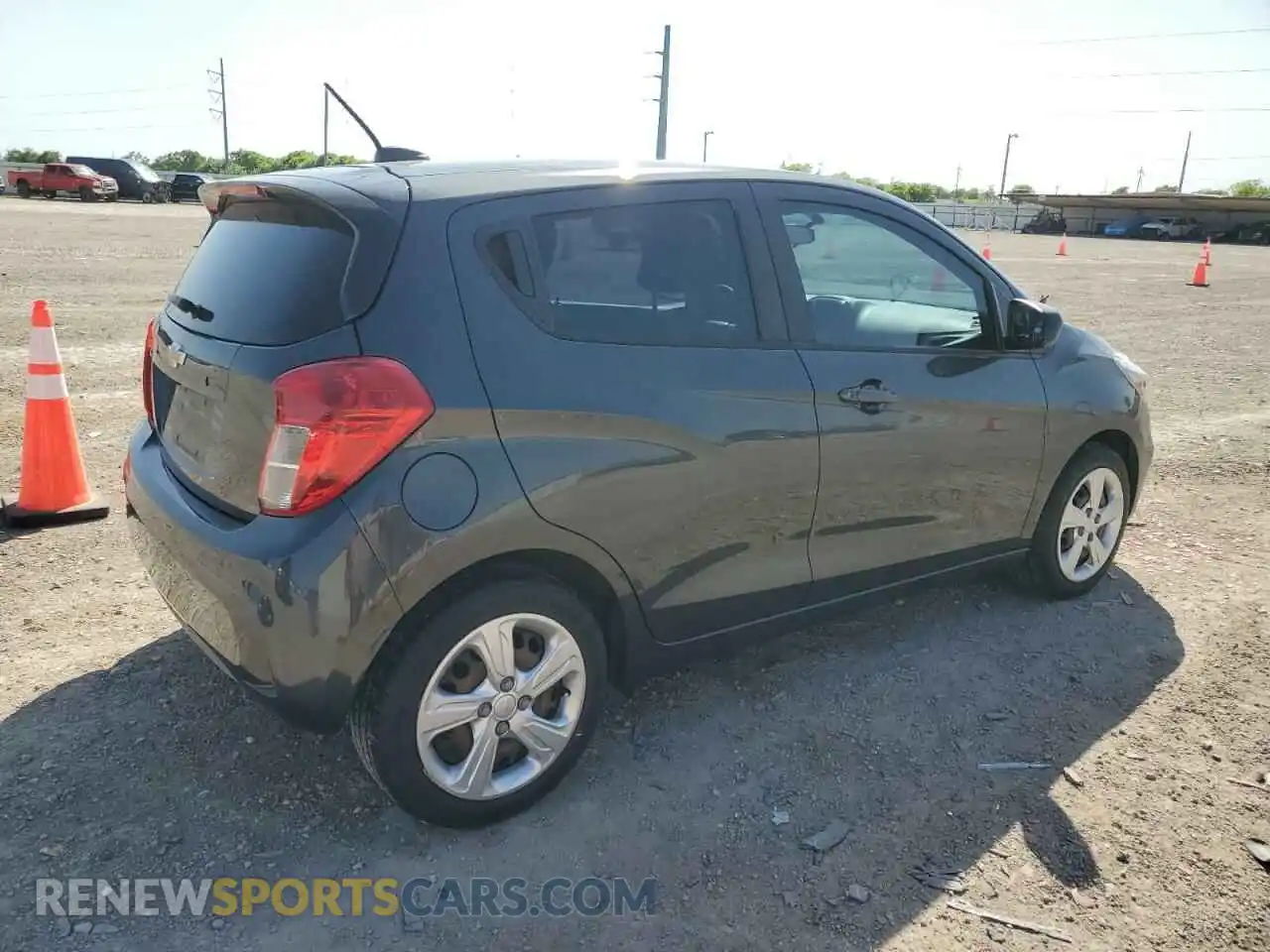 3 Photograph of a damaged car KL8CB6SA3LC474164 CHEVROLET SPARK 2020