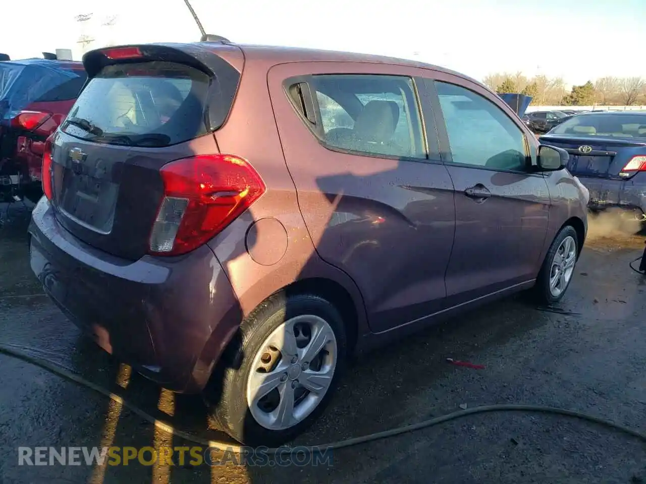 3 Photograph of a damaged car KL8CB6SA4LC474559 CHEVROLET SPARK 2020
