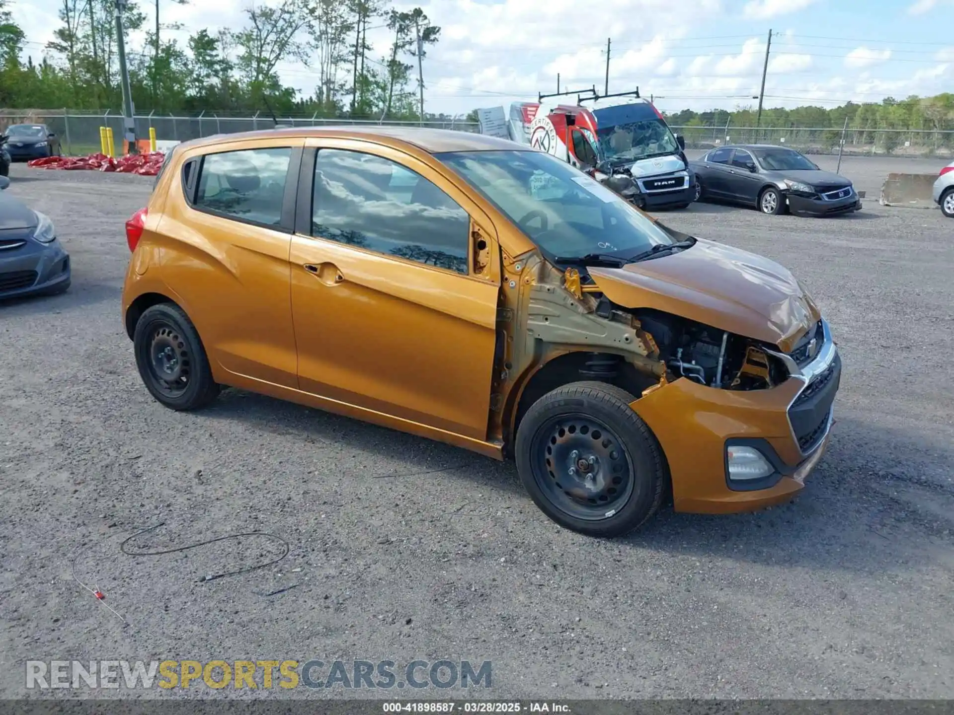 1 Photograph of a damaged car KL8CB6SA7LC408314 CHEVROLET SPARK 2020